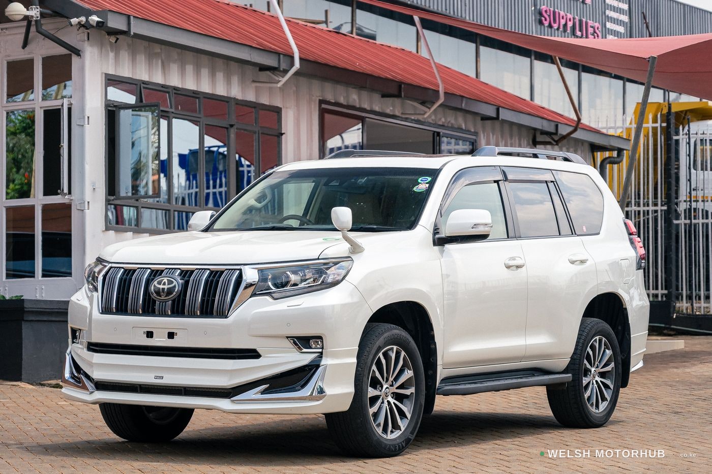 2019 Toyota Land Cruiser Prado TXL Petrol SUV, photo 2