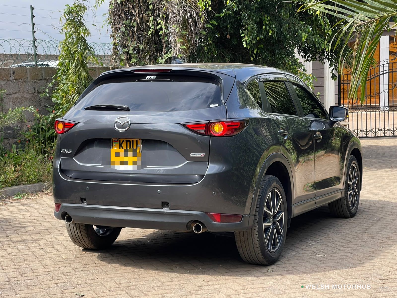 2017 Mazda CX-5 2.2L Diesel SUV, photo 6