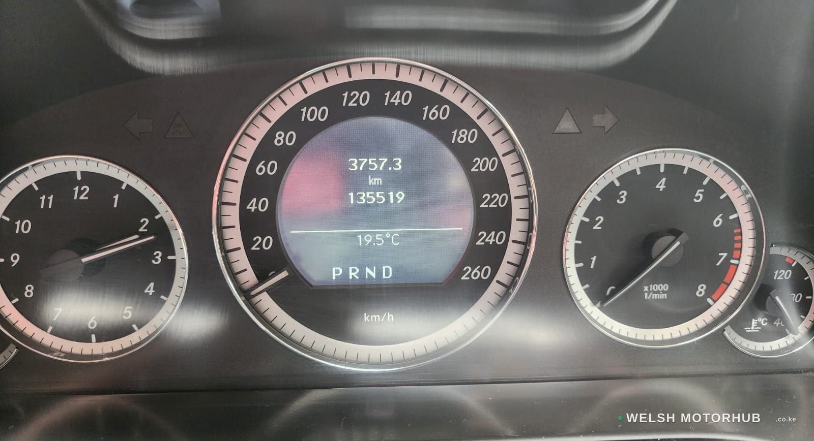 2010 Mercedes-Benz E250 1.8L Petrol Sedan, photo 9