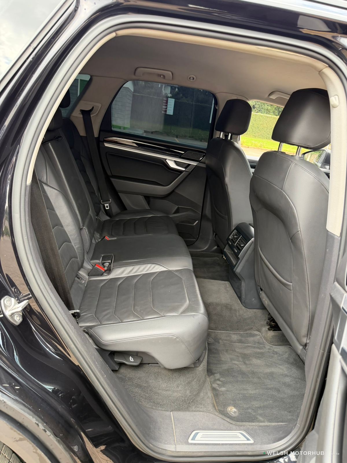2018 Volkswagen Touareg TDI 3L Diesel SUV, photo 10