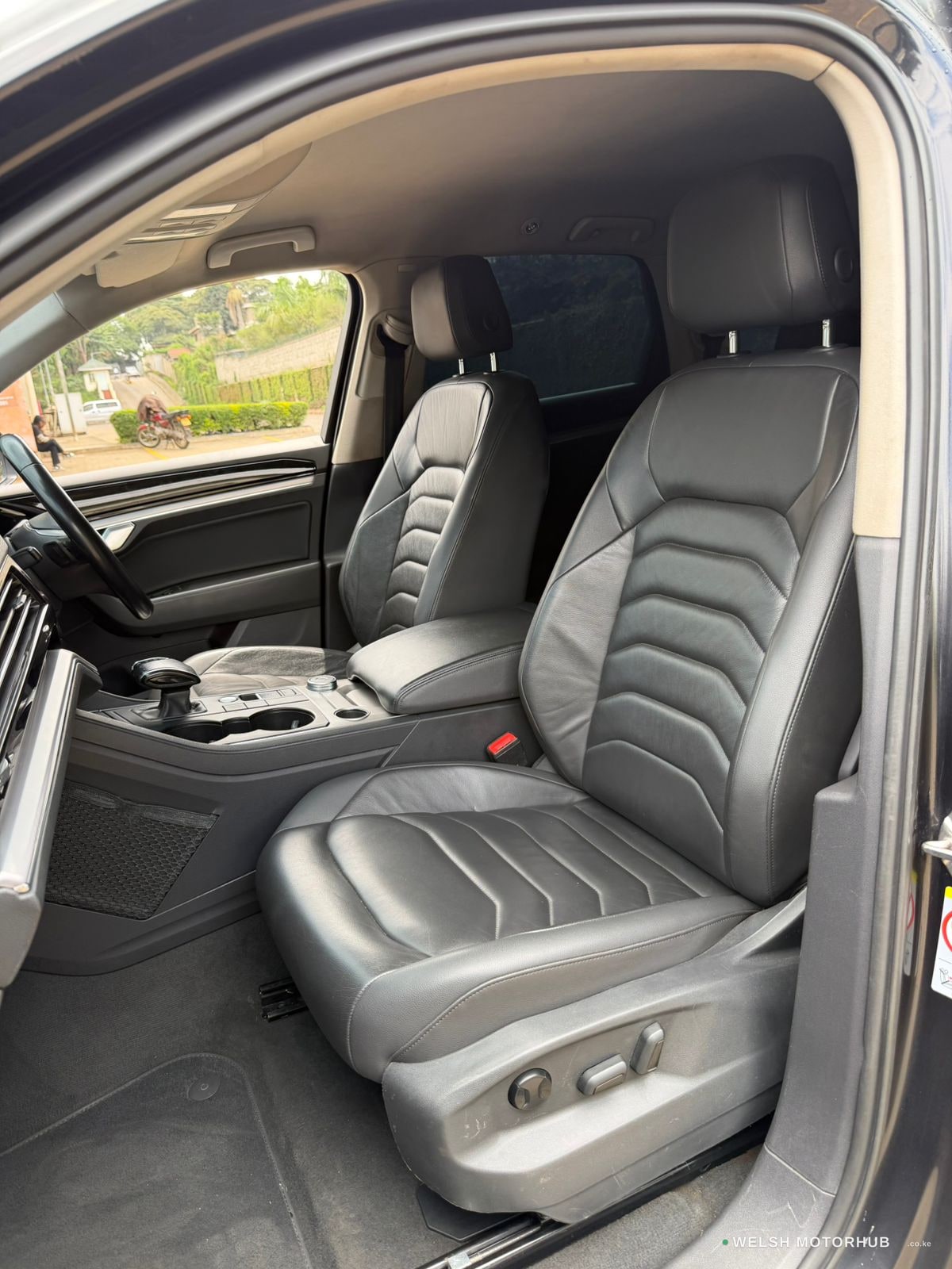 2018 Volkswagen Touareg TDI 3L Diesel SUV, photo 15