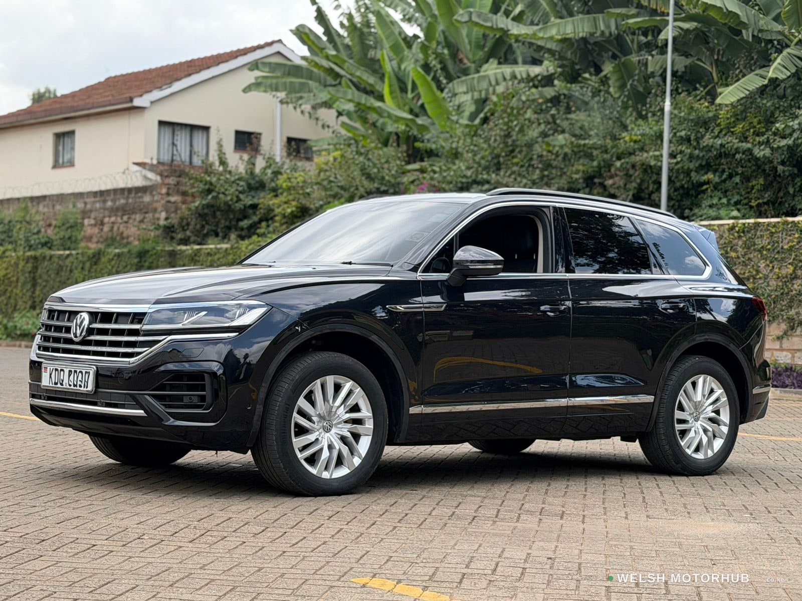 2018 Volkswagen Touareg TDI 3L Diesel SUV, photo 5