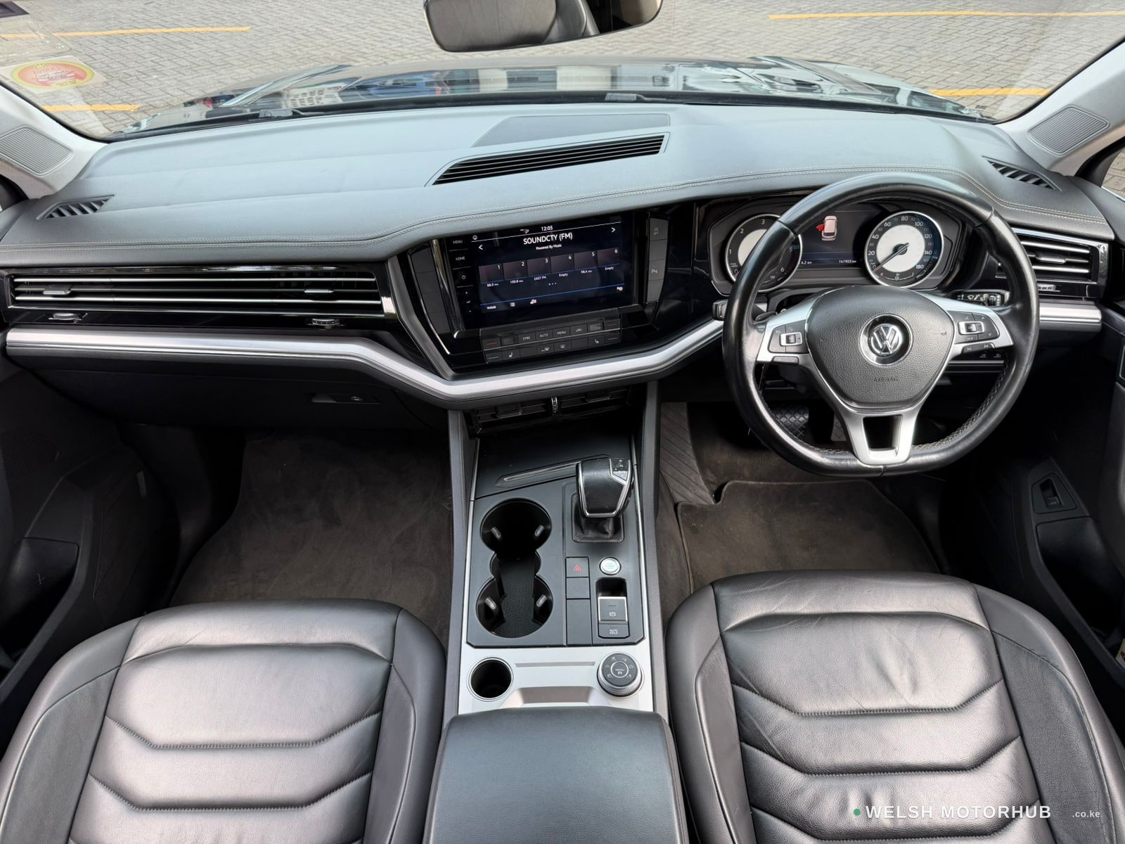 2018 Volkswagen Touareg TDI 3L Diesel SUV, photo 11