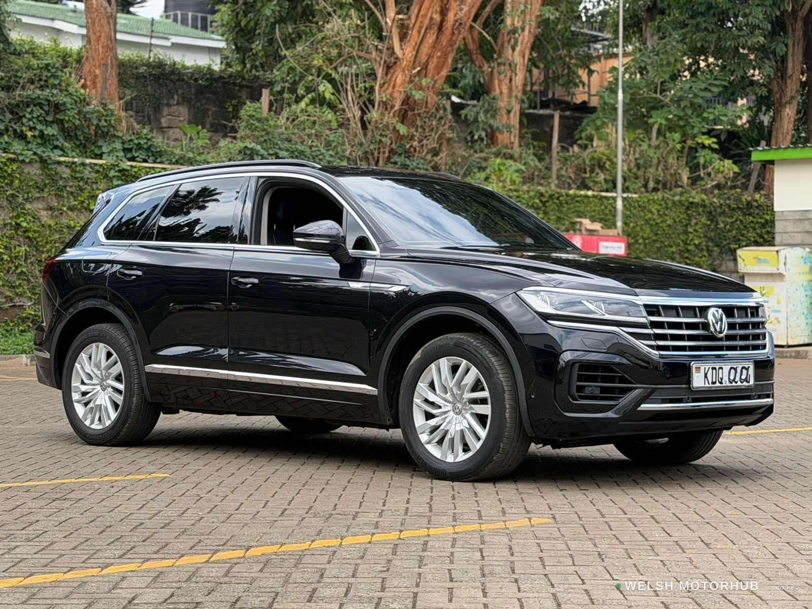 2018 Volkswagen Touareg TDI 3L Diesel SUV, photo 6