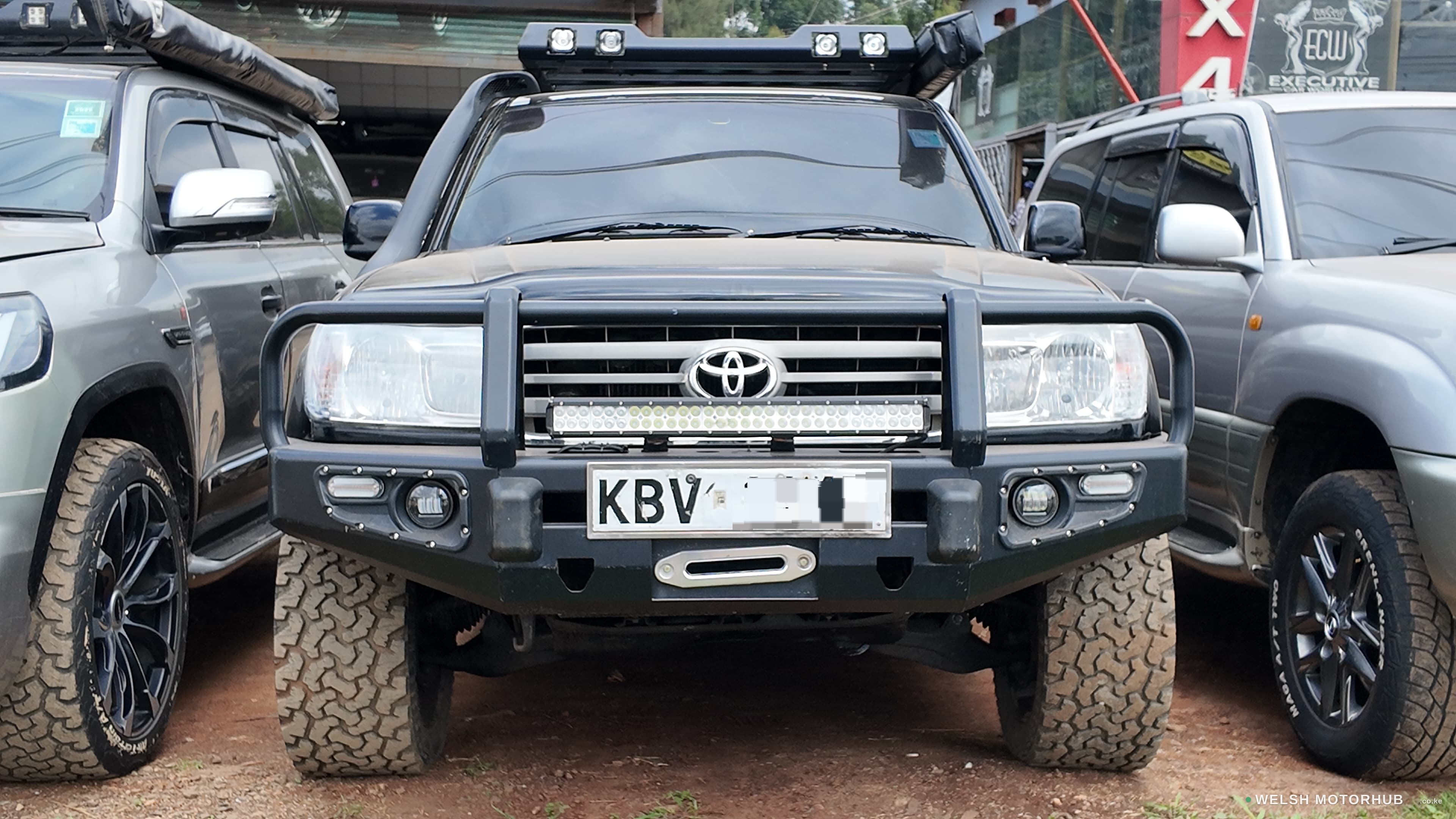 2004 Toyota Land Cruiser 100 Series 4.2L Diesel SUV, photo 3