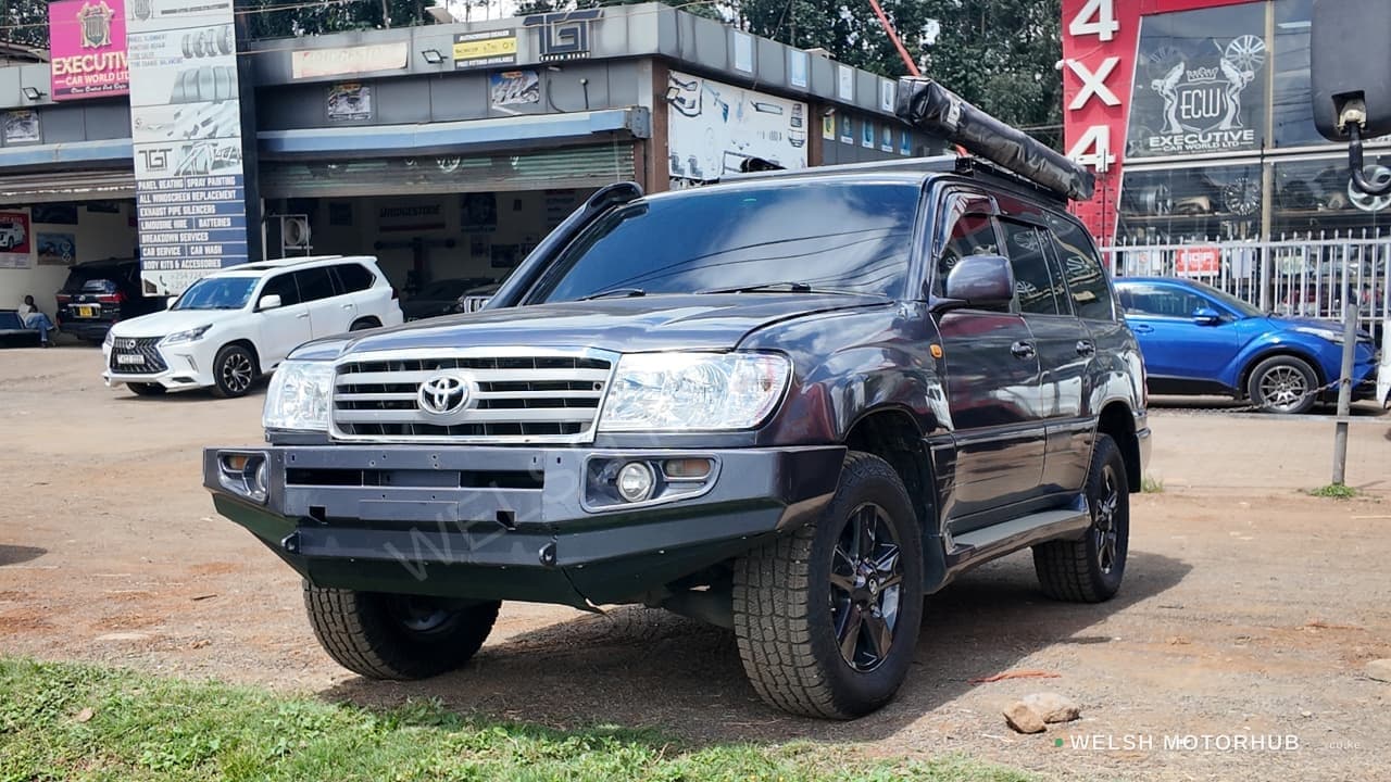 Toyota Land Cruiser