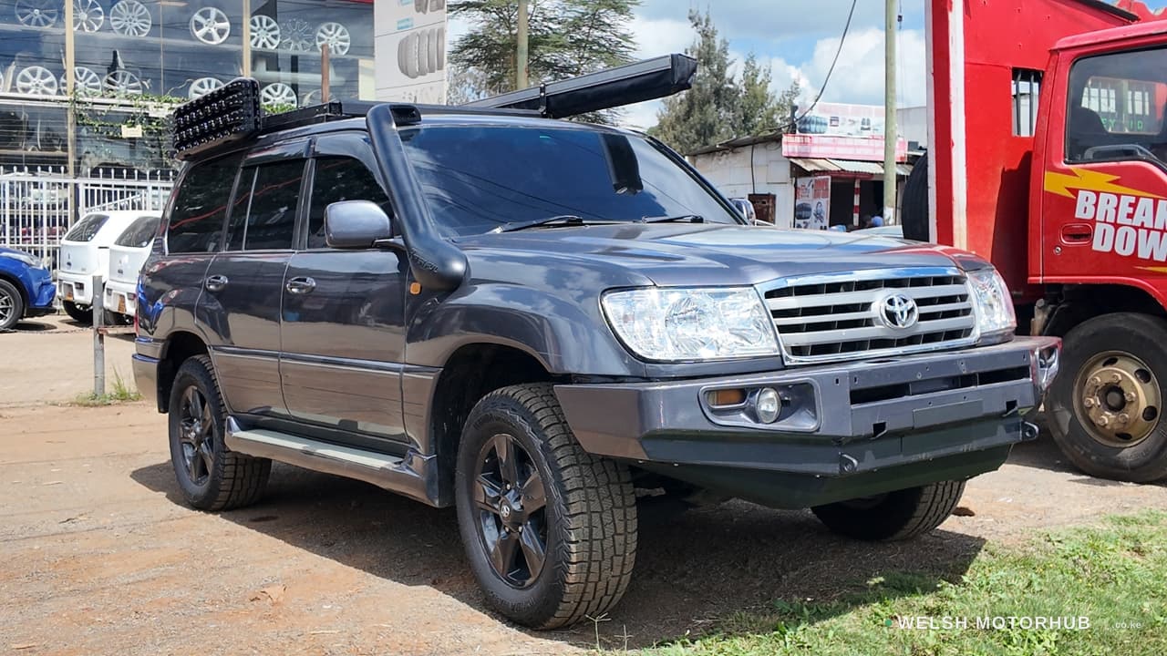 2005 Toyota Land Cruiser 4.7L Petrol SUV, photo 2