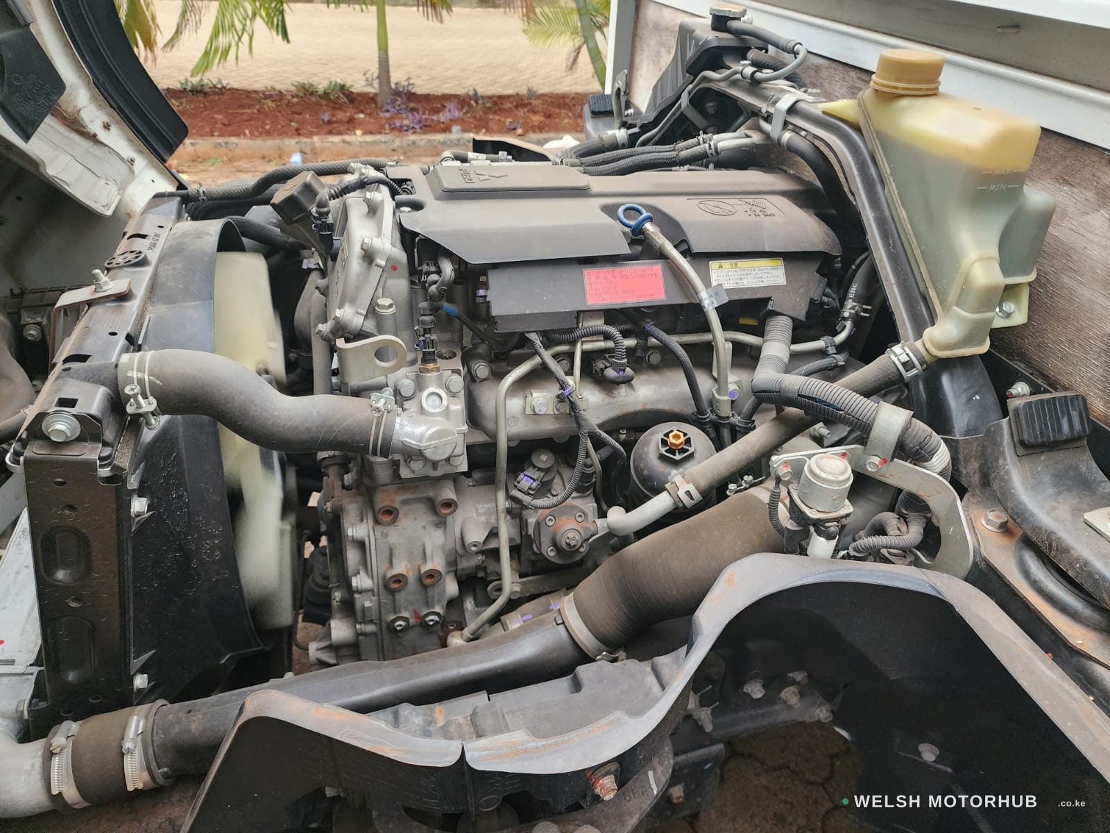 2019 Mitsubishi Fuso 3L Diesel Truck, photo 12