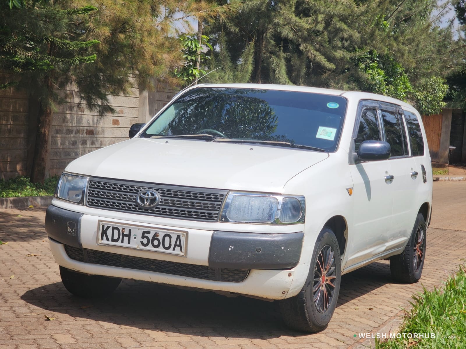2014 Toyota Probox 1.5L Petrol, photo 2