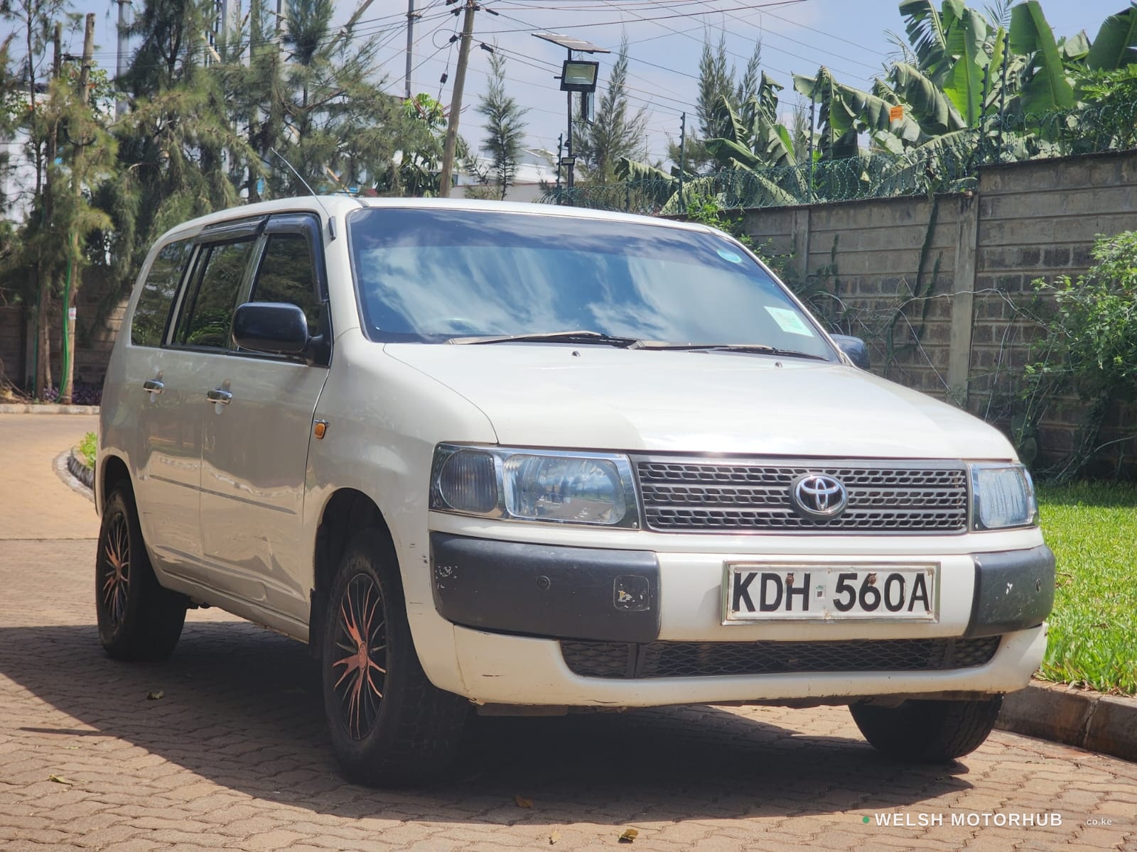 2014 Toyota Probox 1.5L Petrol, photo 3