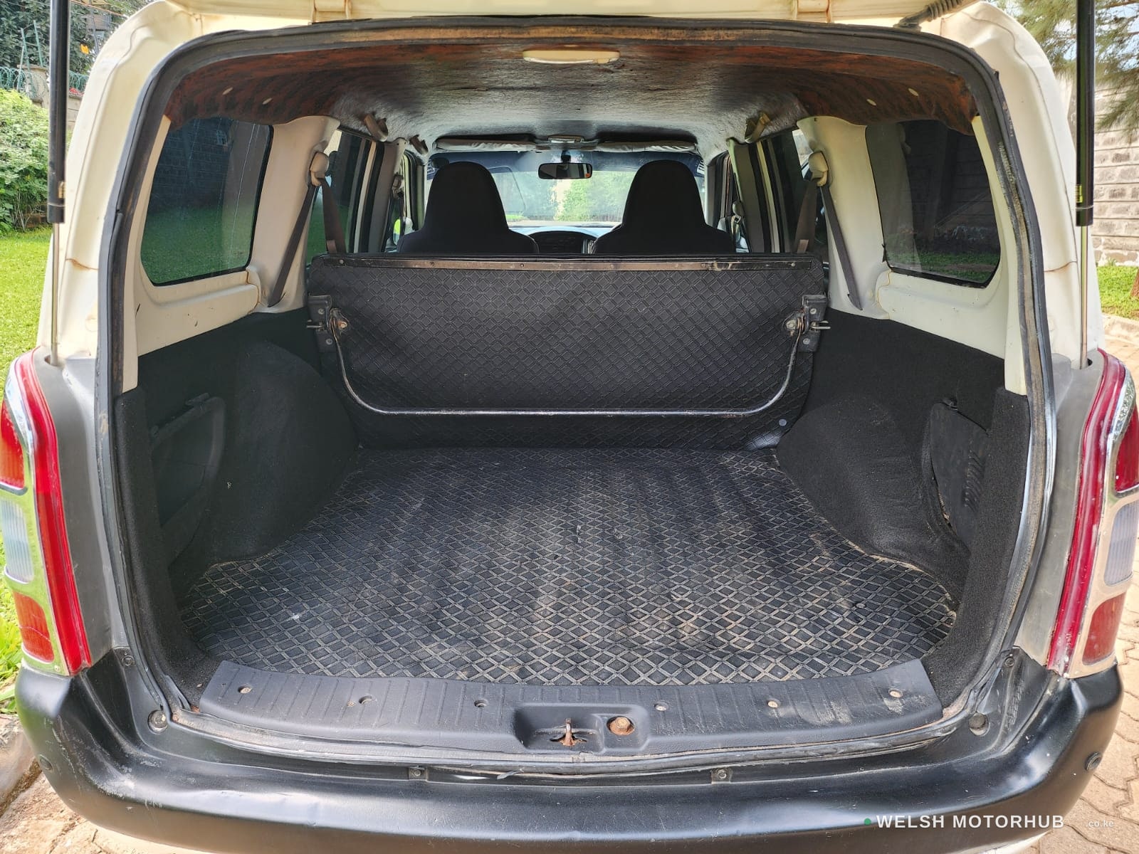 2014 Toyota Probox 1.5L Petrol, photo 13