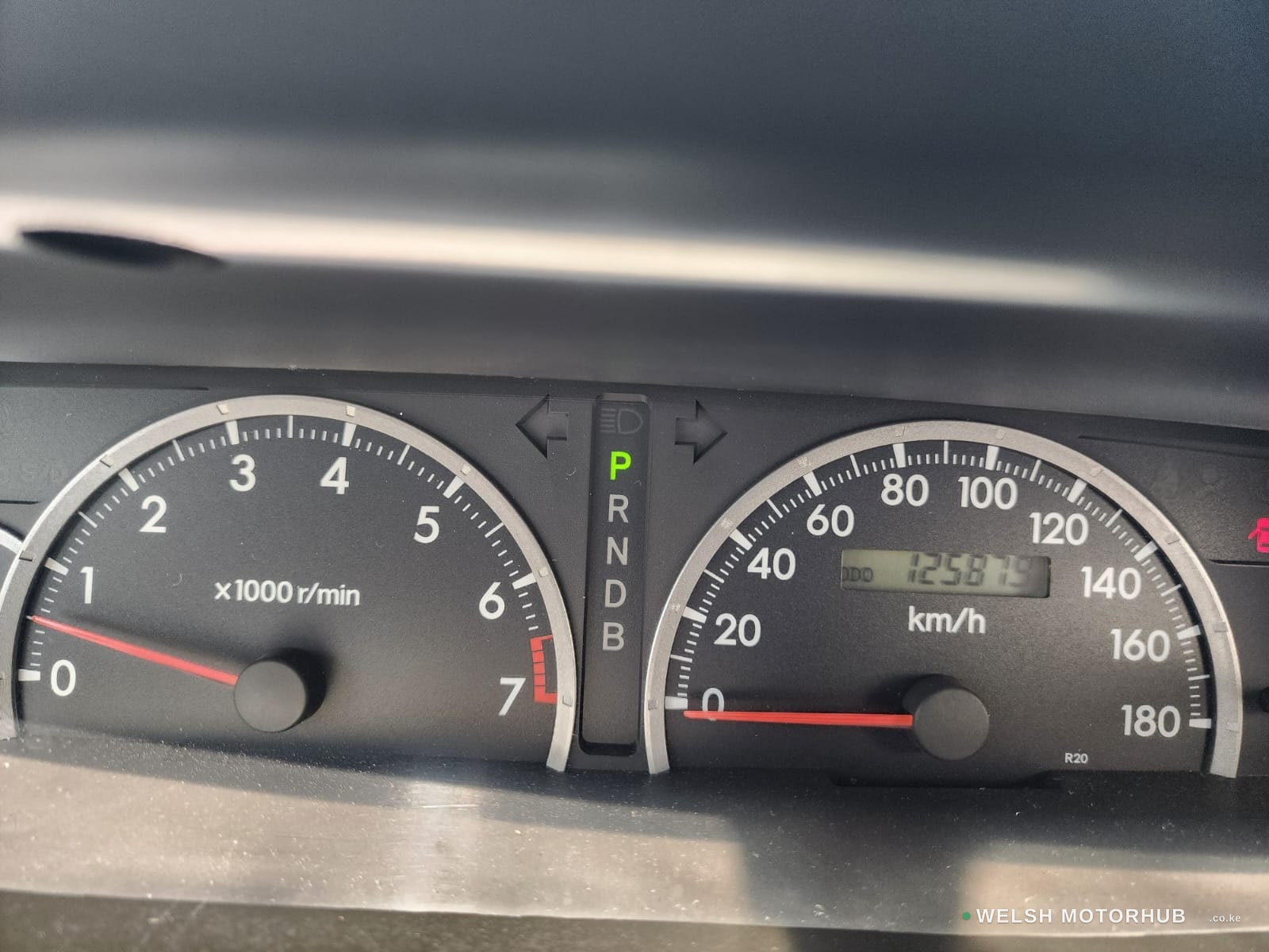 2006 Toyota Noah 2L Petrol MPV, photo 13