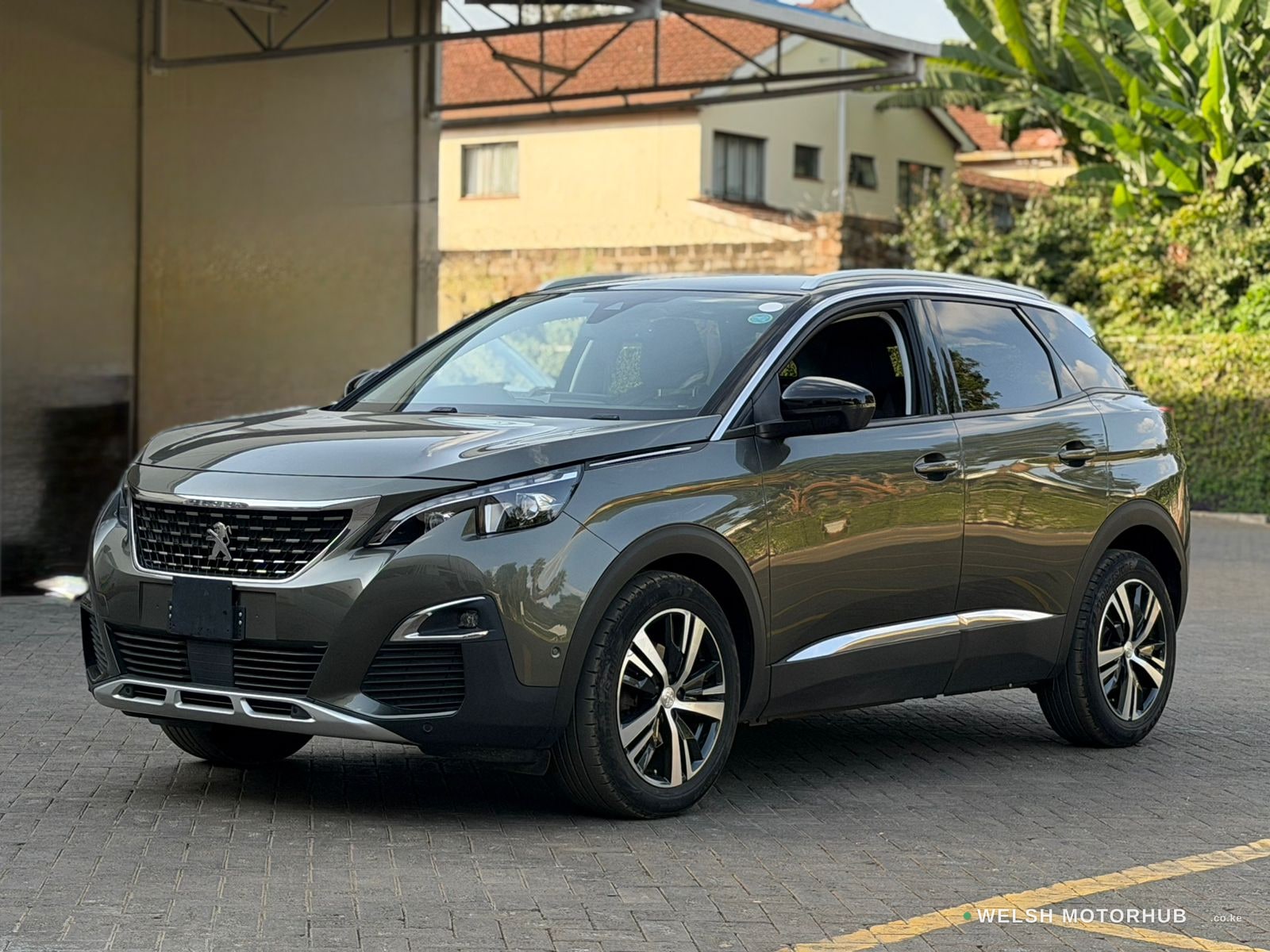 2019 Peugeot 3008 Allure LED 1.6L Petrol SUV, photo 4