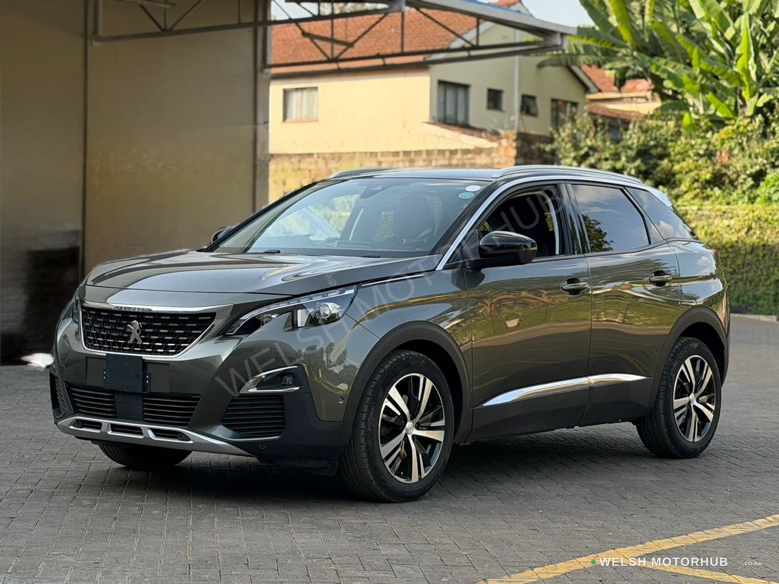 2019 Peugeot 3008 Allure LED 1.6L Petrol SUV, photo 4