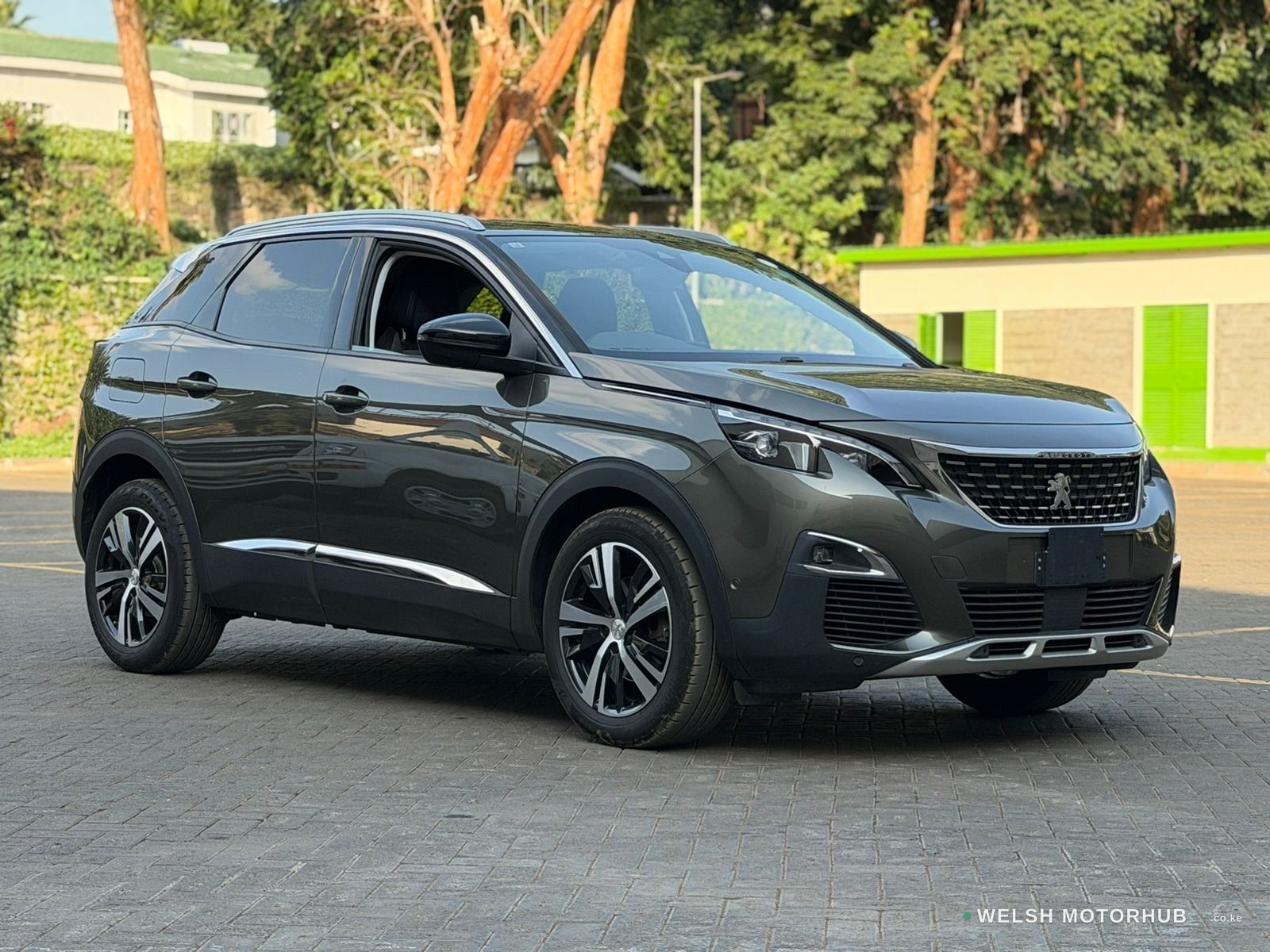 2019 Peugeot 3008 Allure LED 1.6L Petrol SUV, photo 3