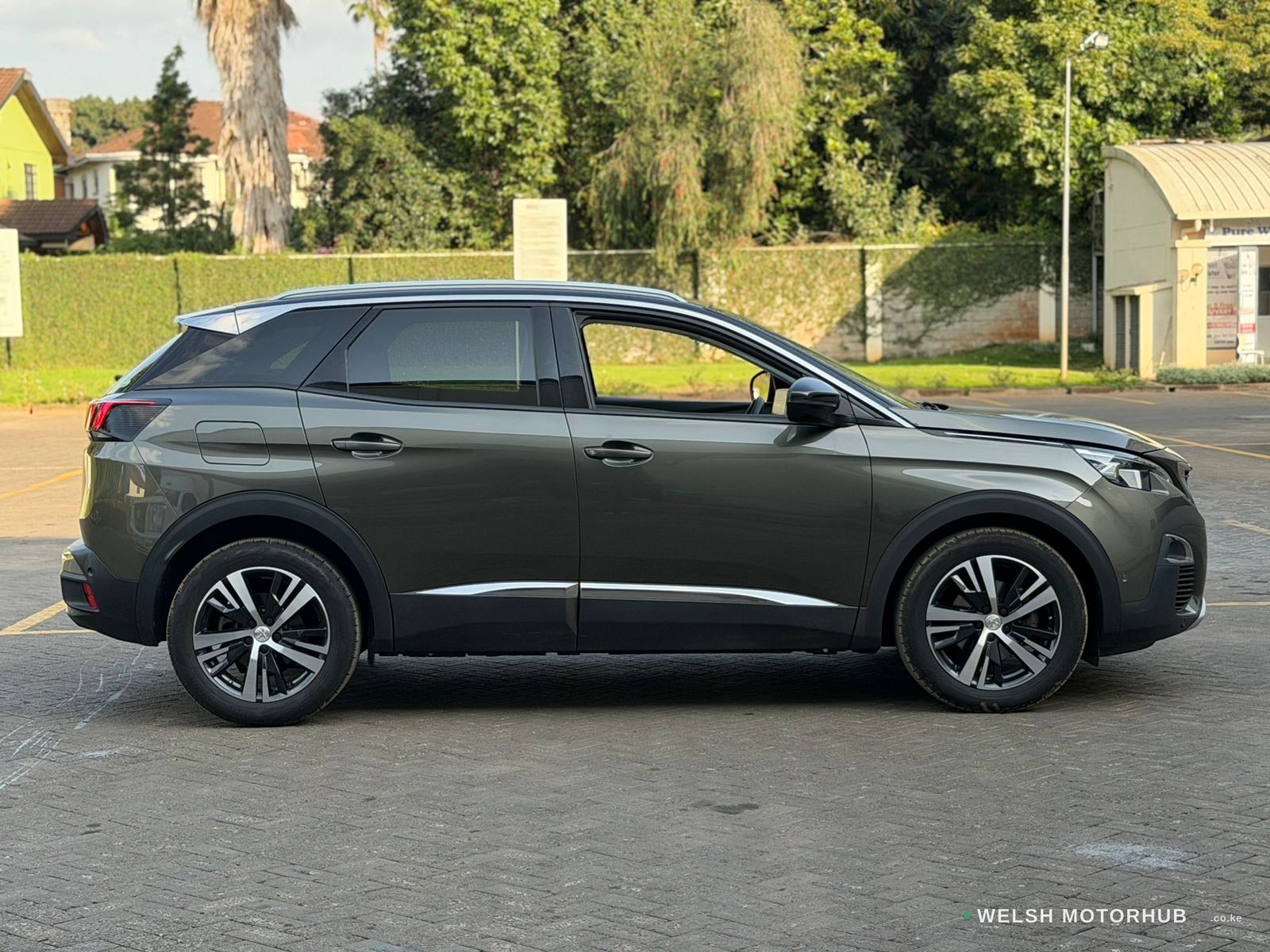 2019 Peugeot 3008 Allure LED 1.6L Petrol SUV, photo 14
