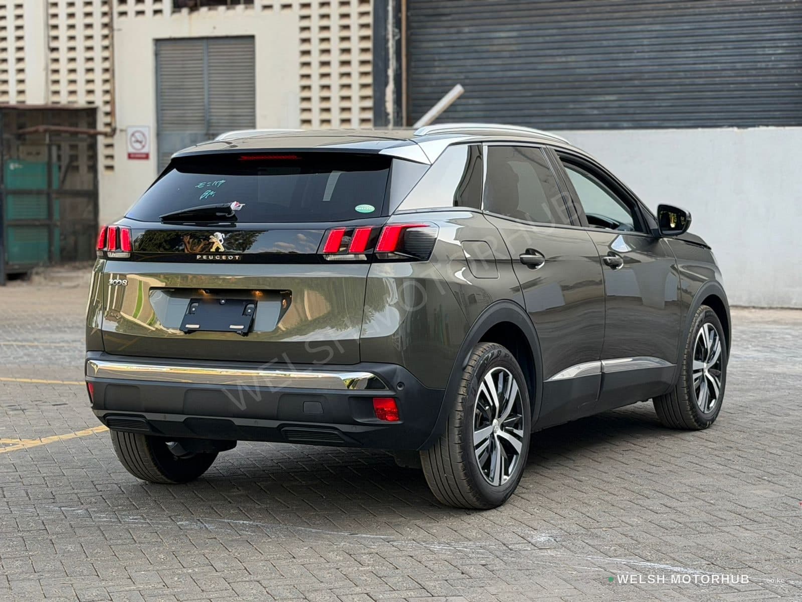 2019 Peugeot 3008 Allure LED 1.6L Petrol SUV, photo 6