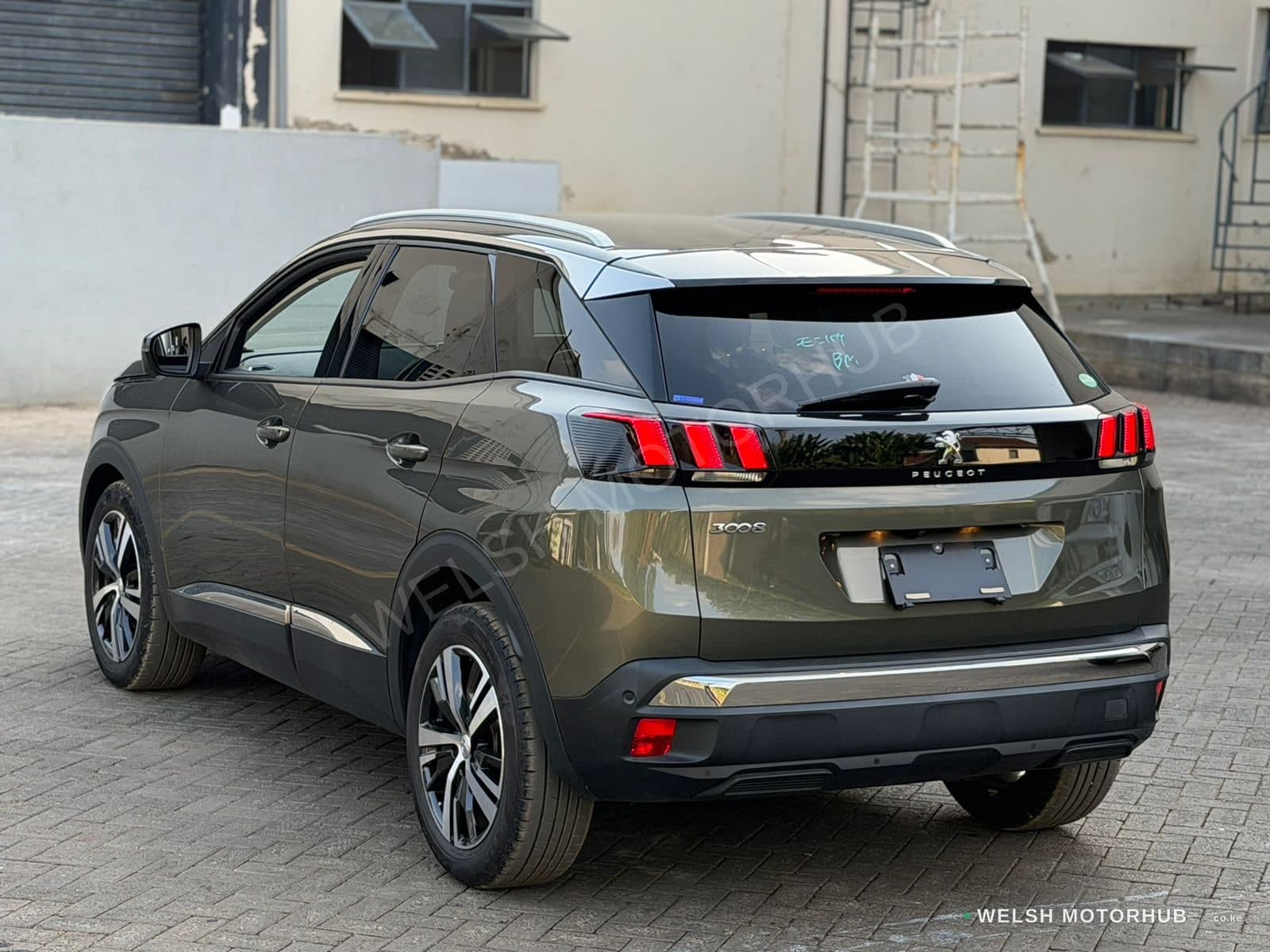 2019 Peugeot 3008 Allure LED 1.6L Petrol SUV, photo 5