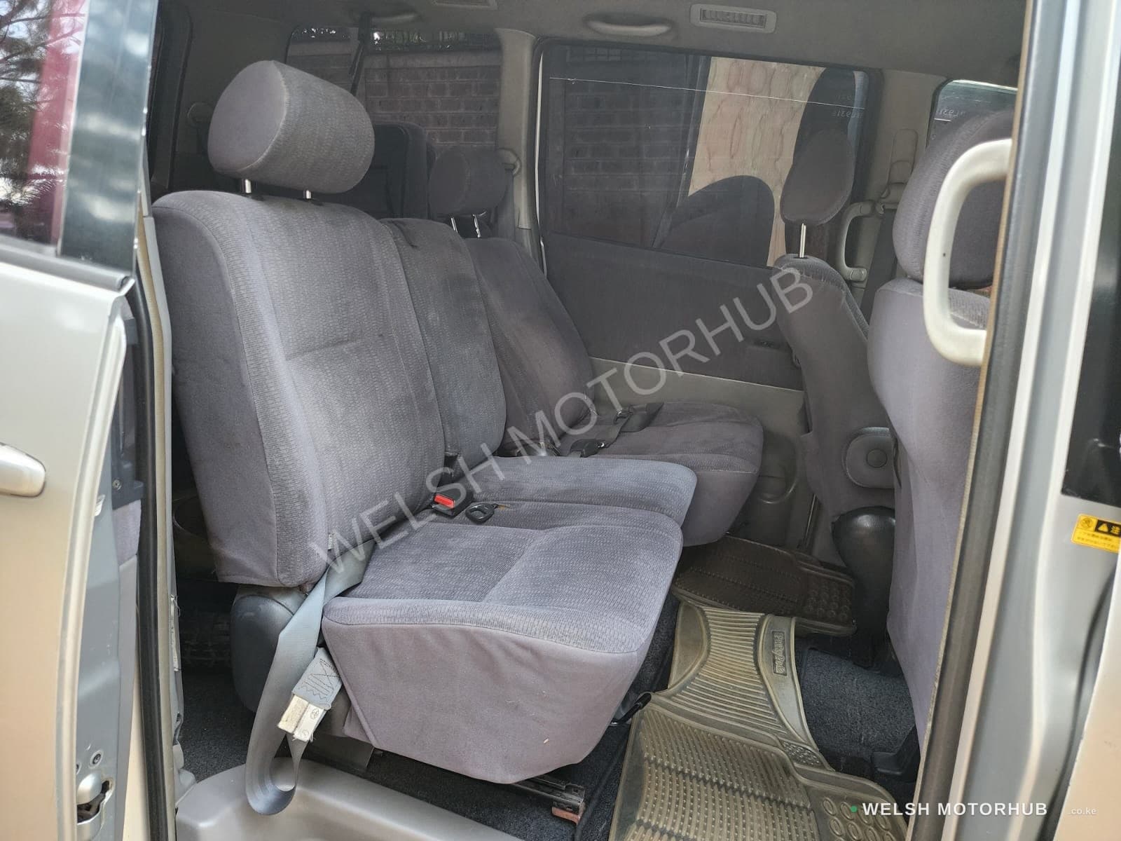 2003 Toyota Noah 2L Petrol MPV, photo 15