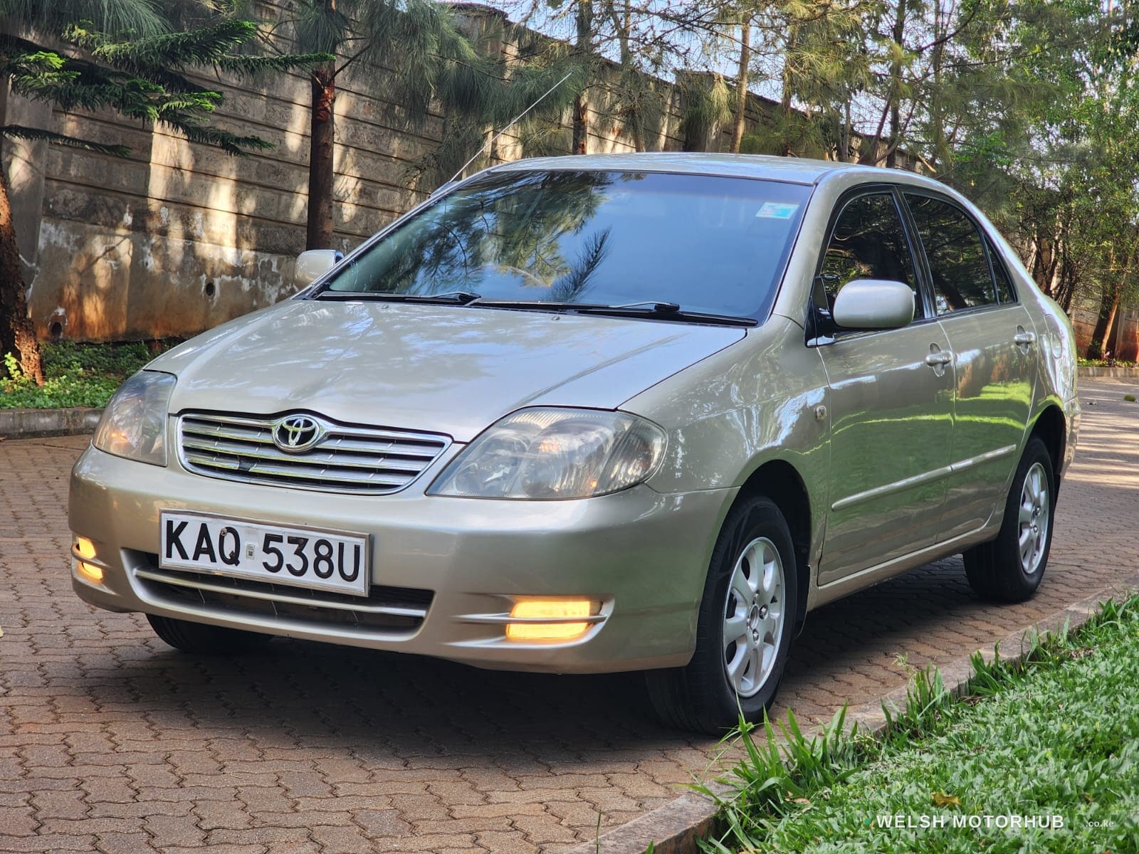 2003 Toyota NZE 1.8L Petrol Sedan, photo 2