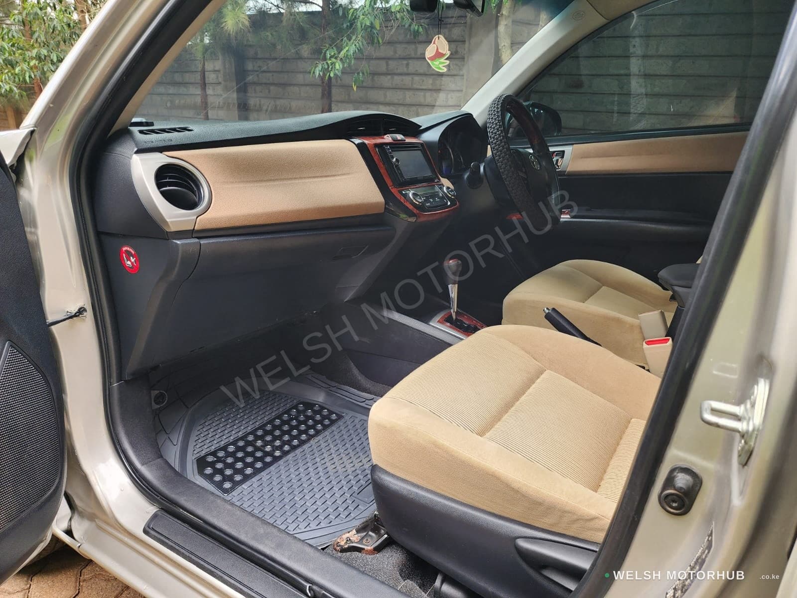 2012 Toyota Axio 1.5L Petrol Sedan, photo 9