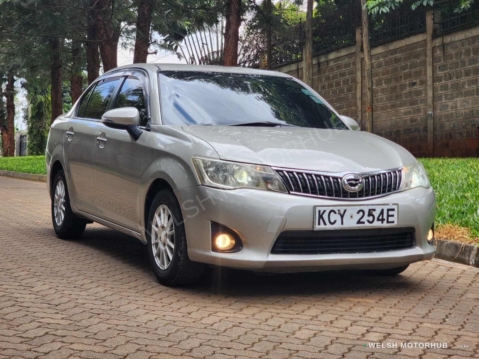 2012 Toyota Axio 1.5L Petrol Sedan, photo 2