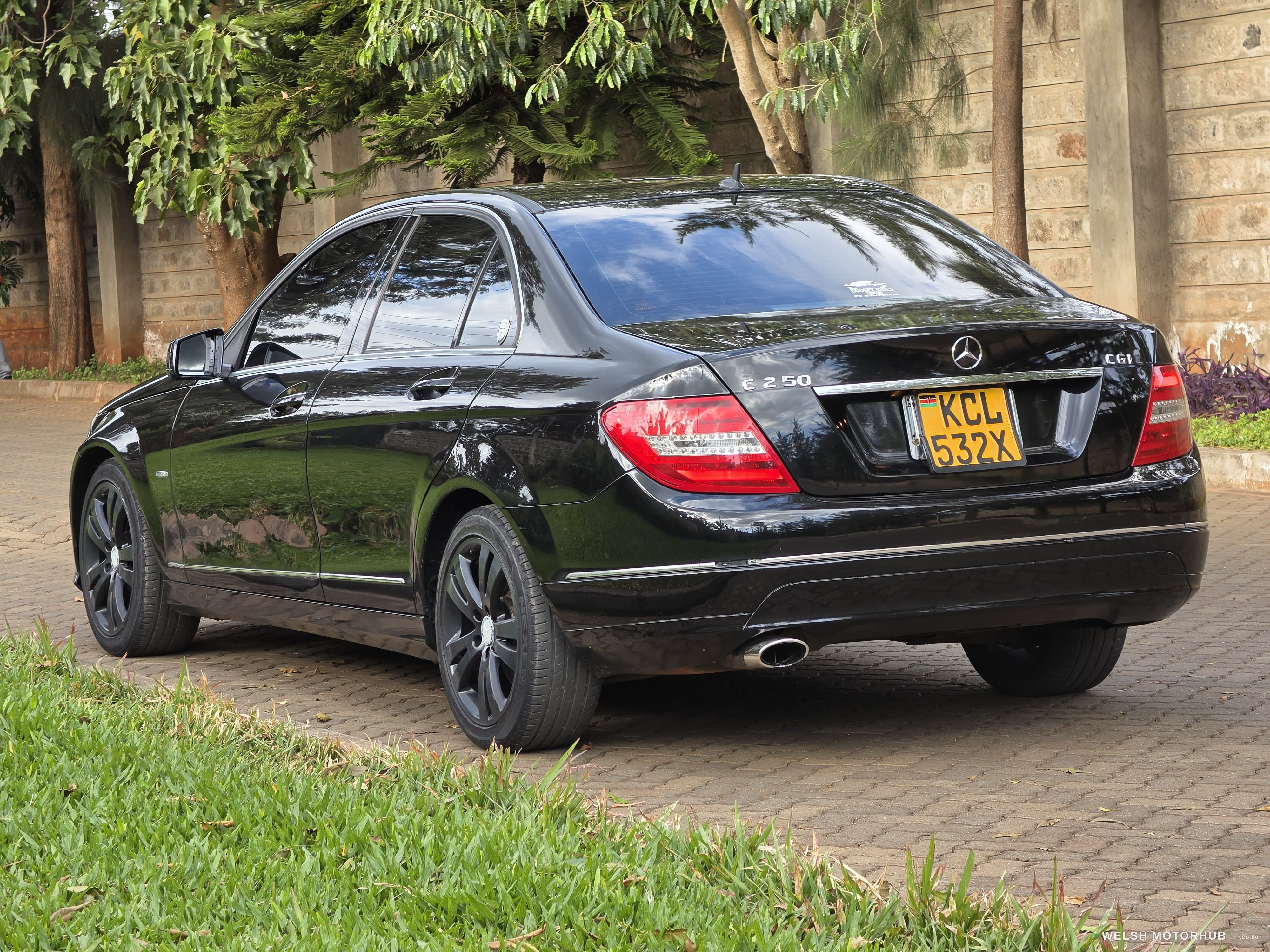 2010 Mercedes-Benz C200 1.8L Petrol Sedan, photo 5