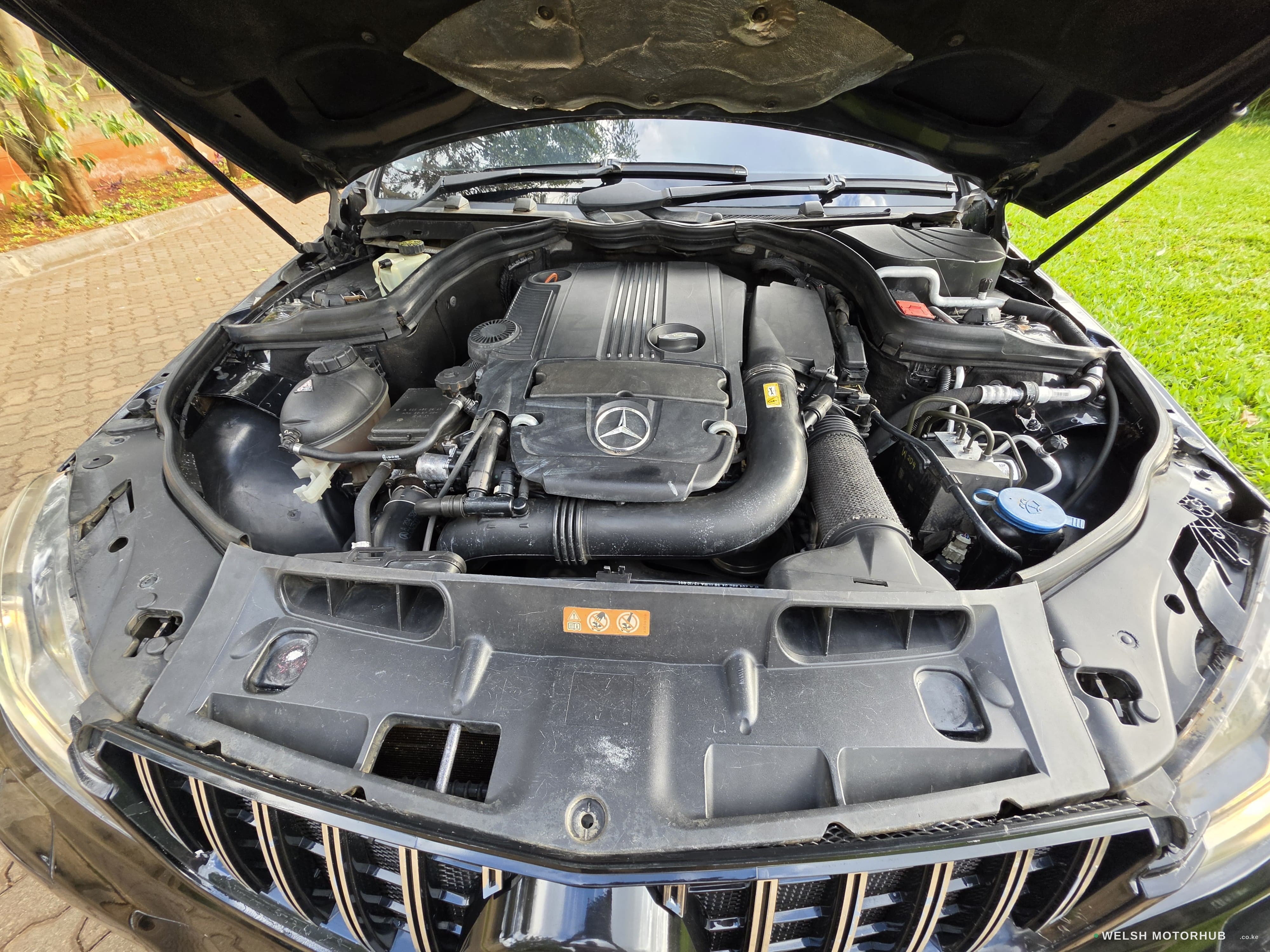 2010 Mercedes-Benz C200 1.8L Petrol Sedan, photo 15
