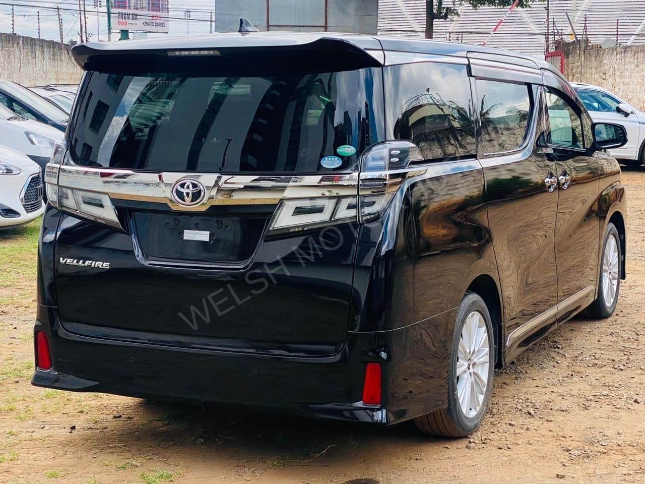 2018 Toyota Vellfire Petrol MPV, photo 4