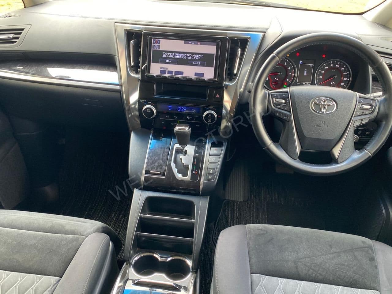 2018 Toyota Vellfire Petrol MPV, photo 6