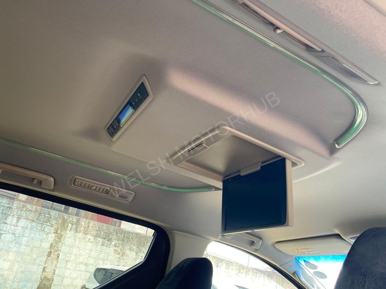 2018 Toyota Vellfire Petrol MPV, photo 7