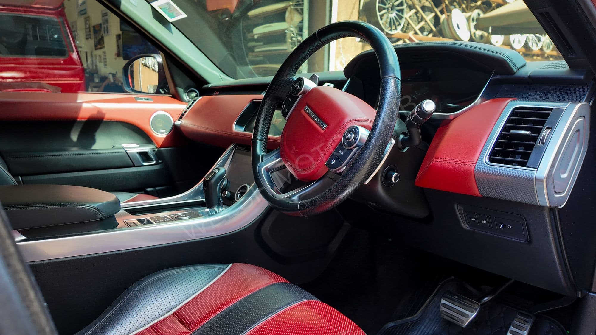 2019 Range Rover Sport SVR 5L Petrol SUV, photo 12