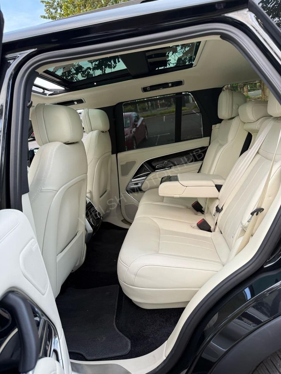 2022 Range Rover Vogue 350D HSE 3L Diesel SUV, photo 13