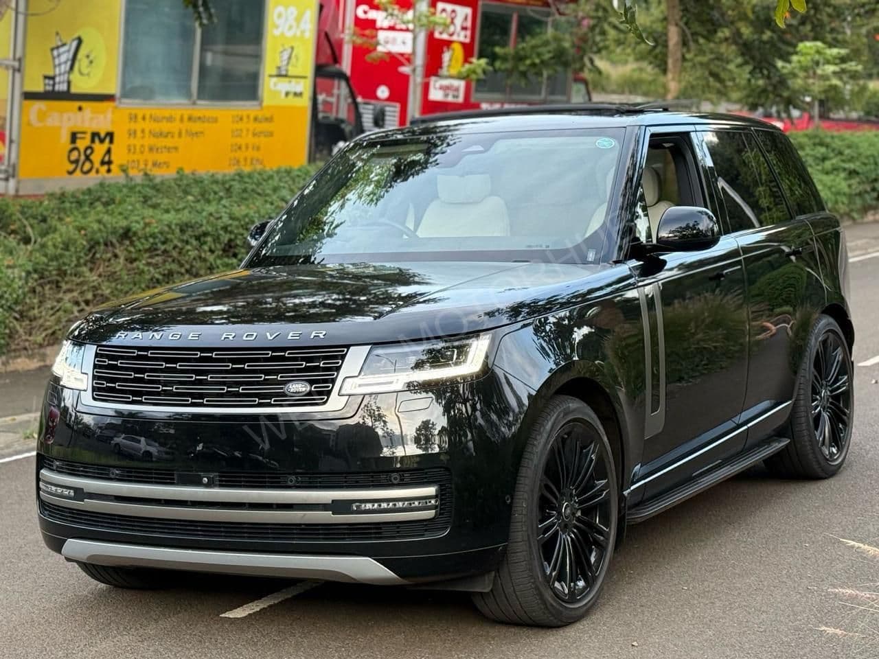2022 Range Rover Vogue 350D HSE 3L Diesel SUV, photo 4
