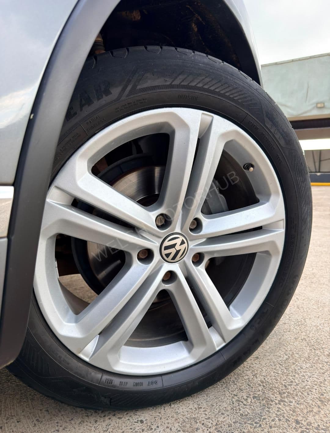 2014 Volkswagen Tuareg 3L Diesel SUV, photo 15