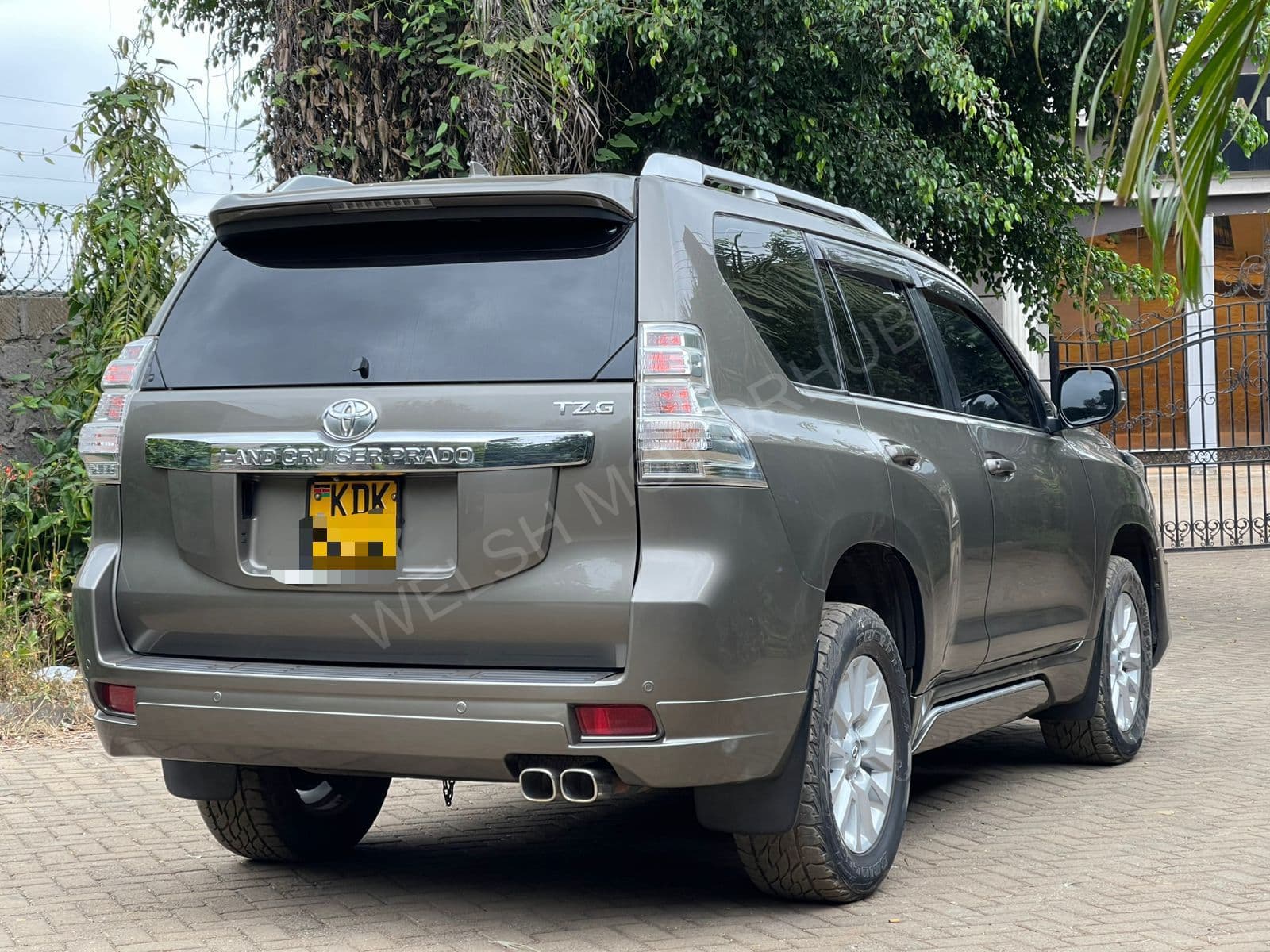 2016 Toyota Land Cruiser Prado TZG 2.8L Diesel SUV, photo 7