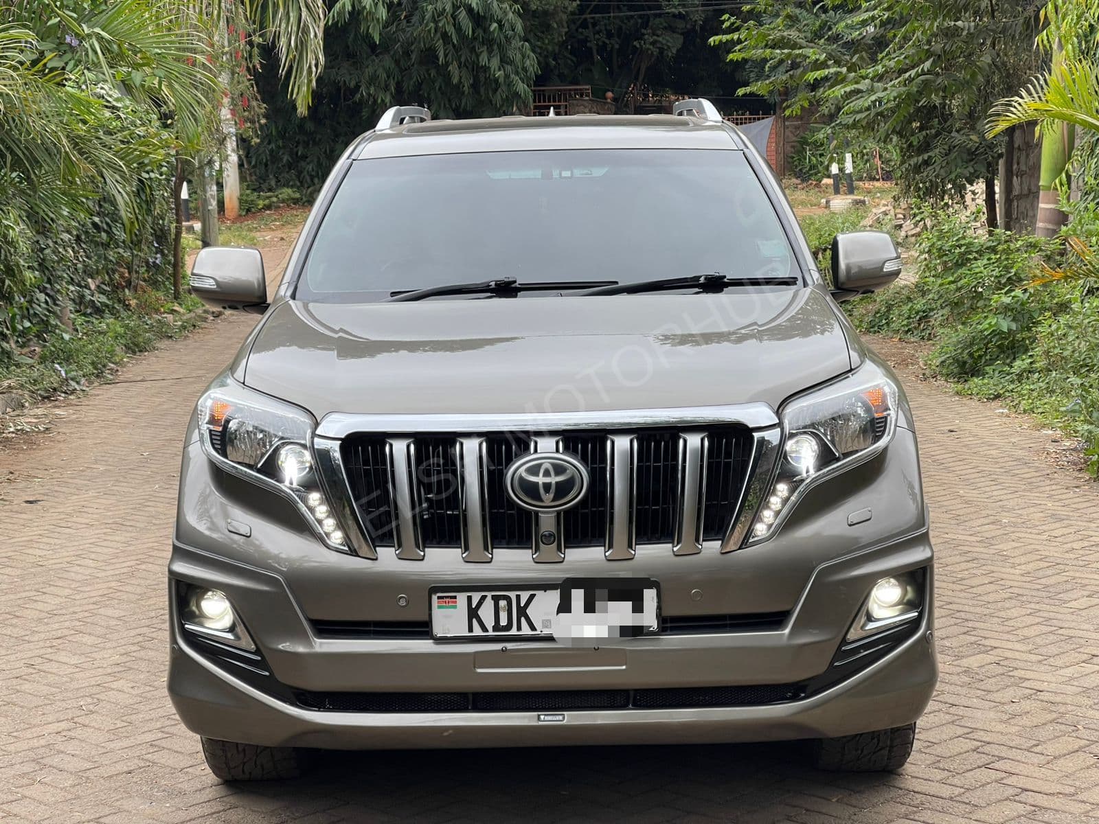 2016 Toyota Land Cruiser Prado TZG 2.8L Diesel SUV, photo 5