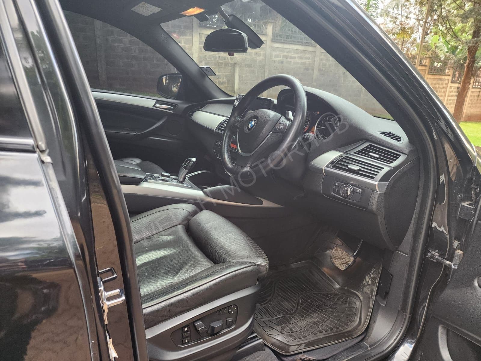 2008 BMW X6 3L Petrol SUV, photo 13