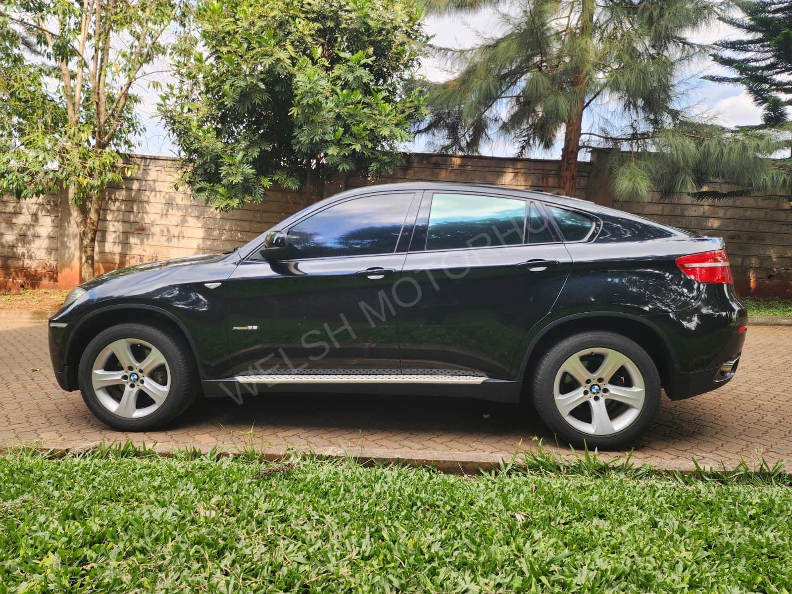 2008 BMW X6 3L Petrol SUV, photo 2