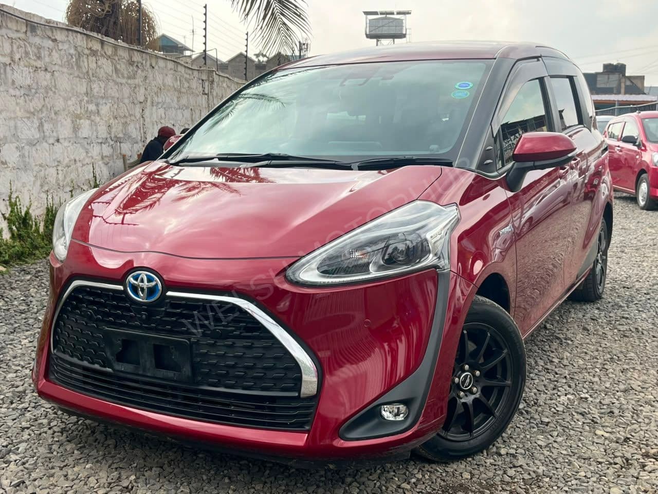 Toyota Sienta