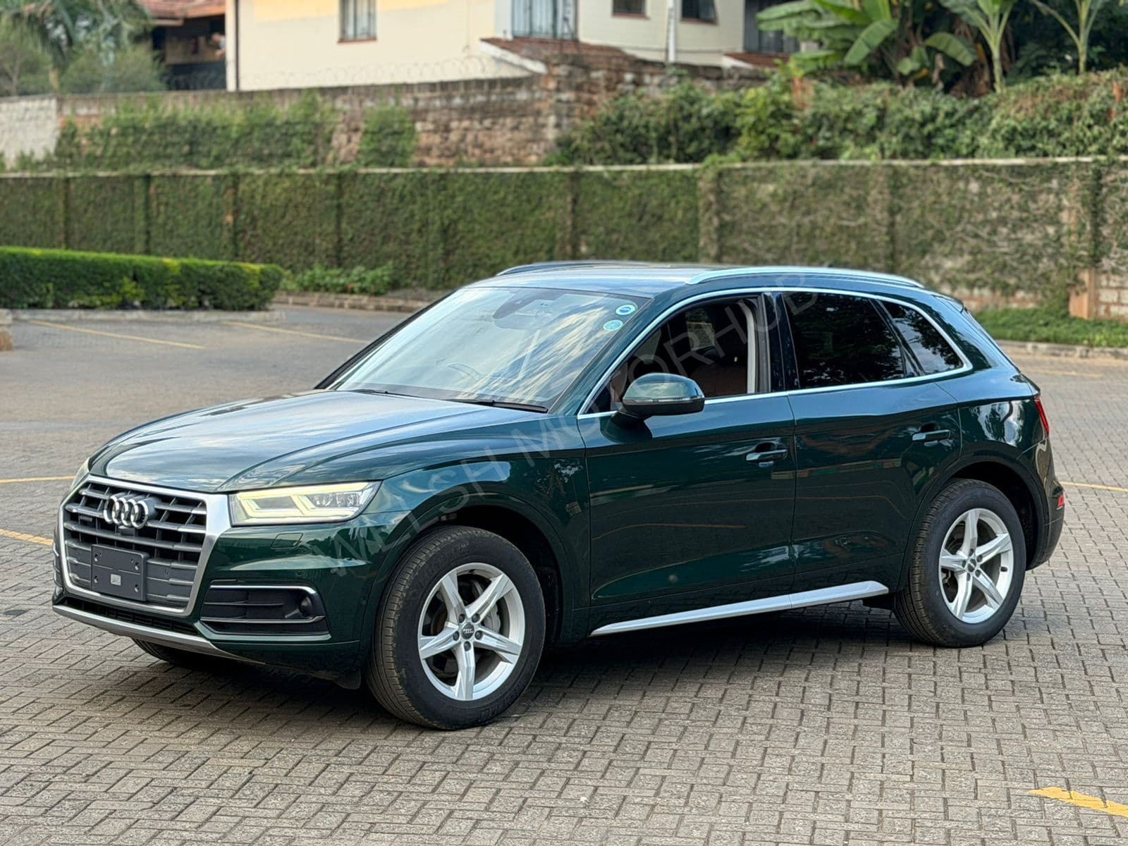 Audi Q5 ( B9 QUATTRO TFSI )