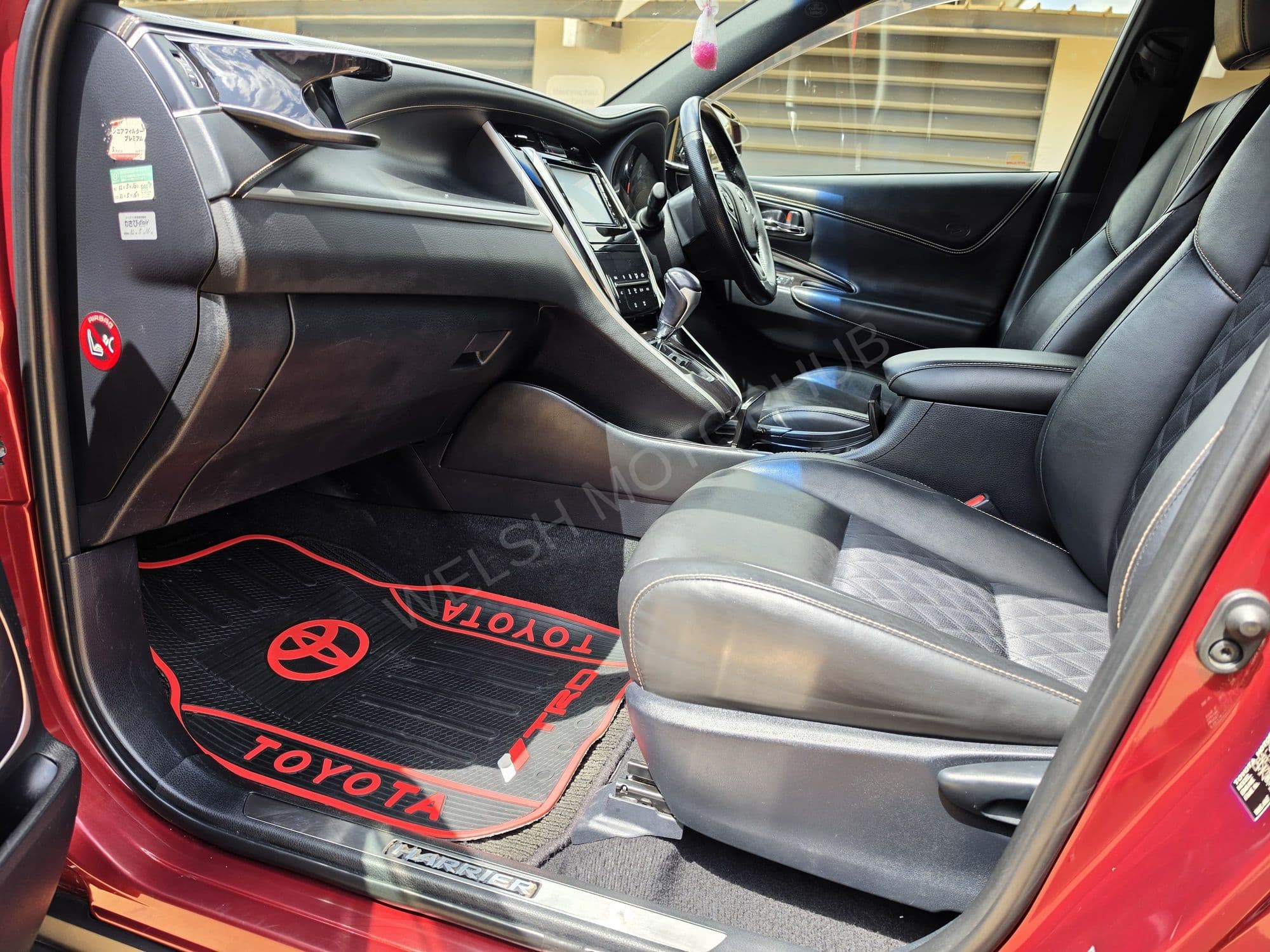 2017 Toyota Harrier 2L Petrol SUV, photo 9