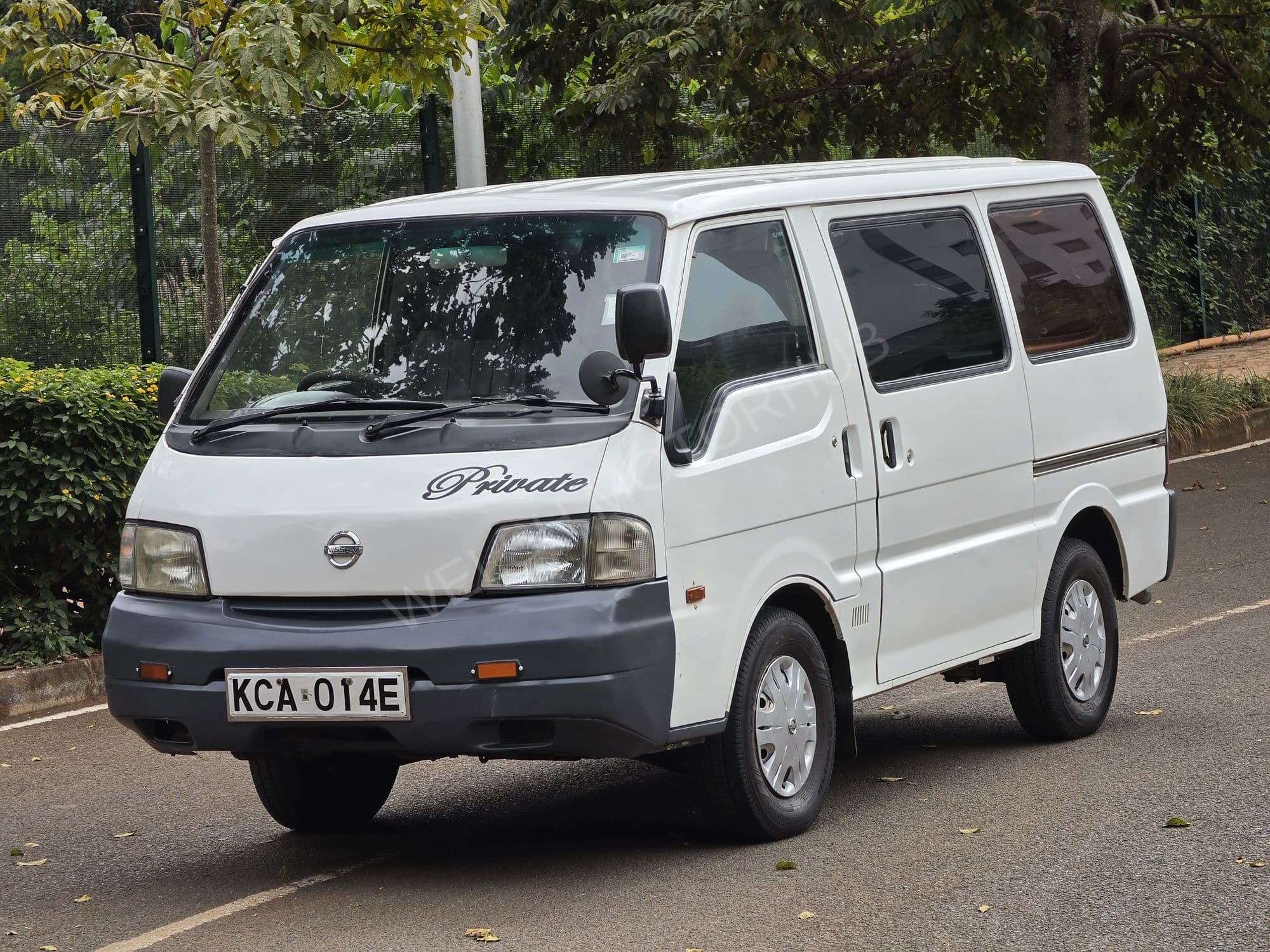 2008 Nissan Vanette 2L Diesel MPV, photo 3