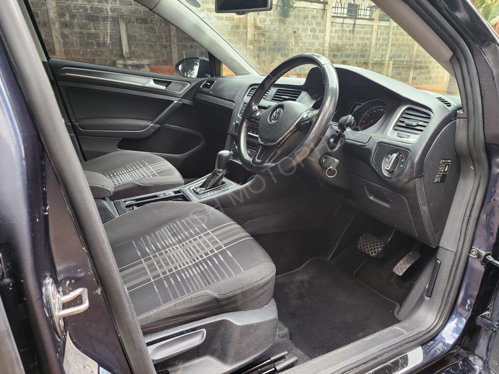 2016 Volkswagen Golf TSI Petrol Hatchback, photo 11