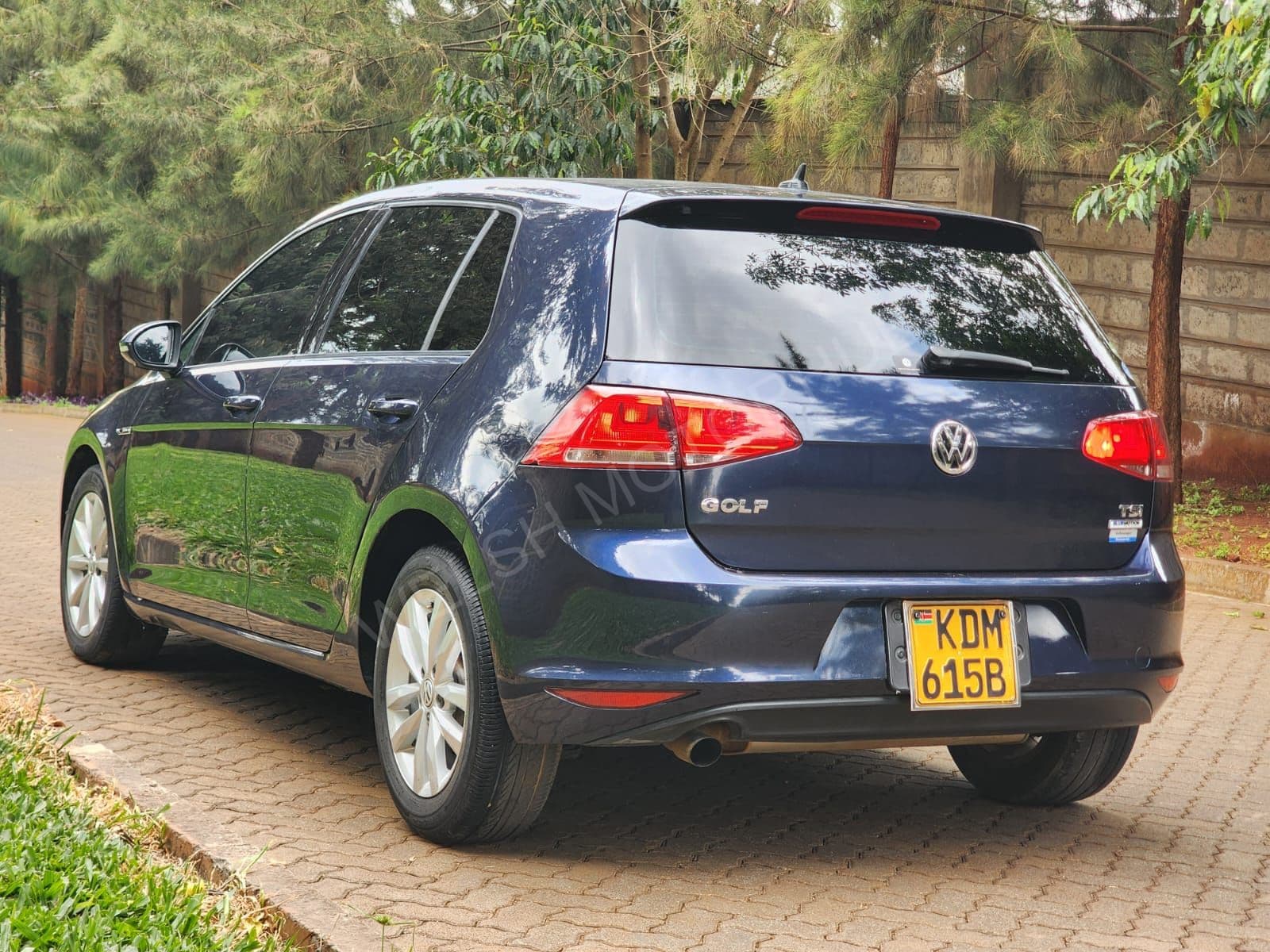 2016 Volkswagen Golf TSI Petrol Hatchback, photo 4