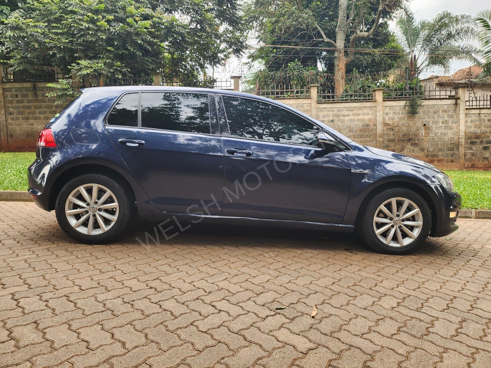 2016 Volkswagen Golf TSI Petrol Hatchback, photo 5
