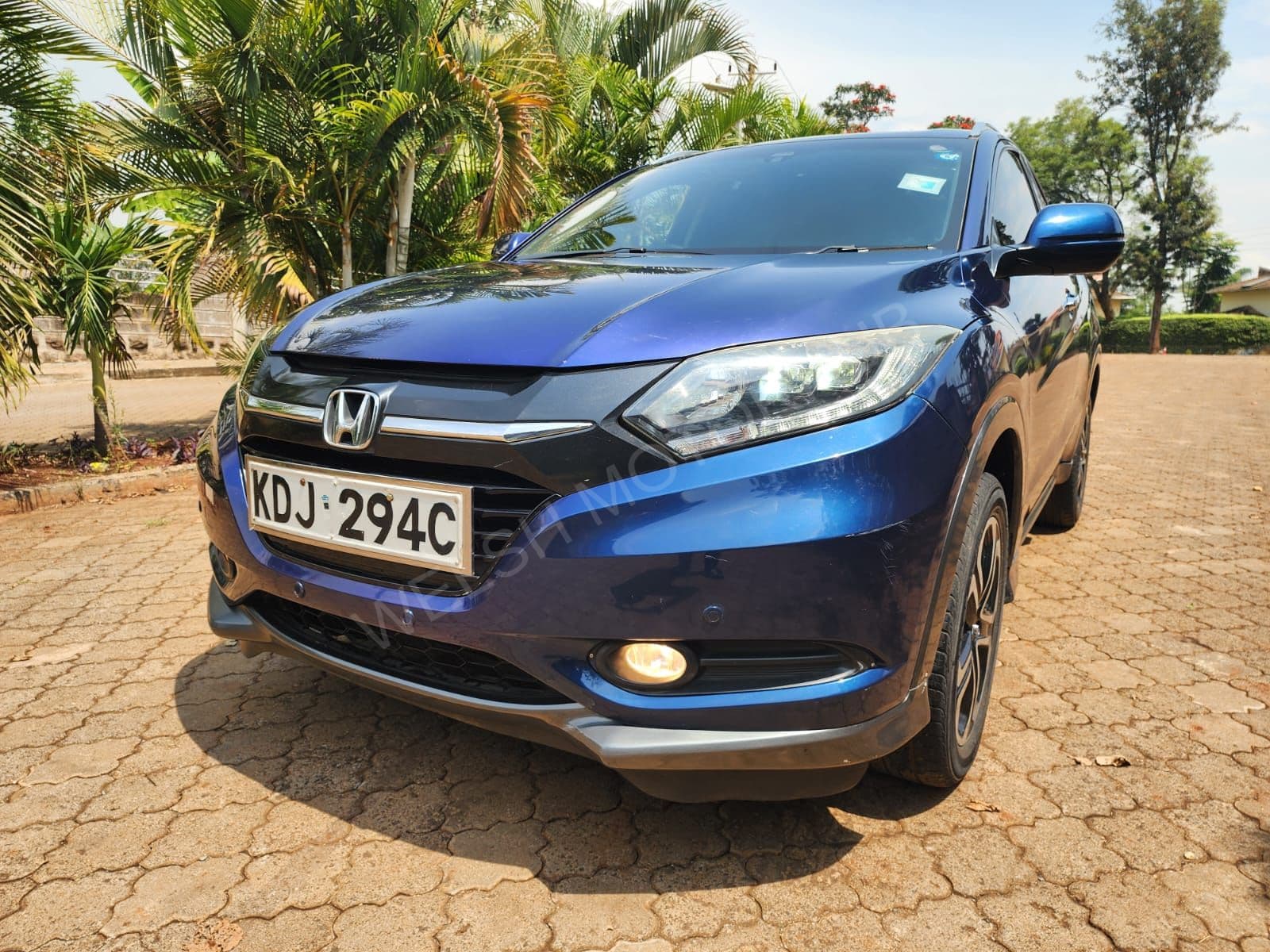 2015 Honda Vezel 1.5L Petrol SUV, photo 3