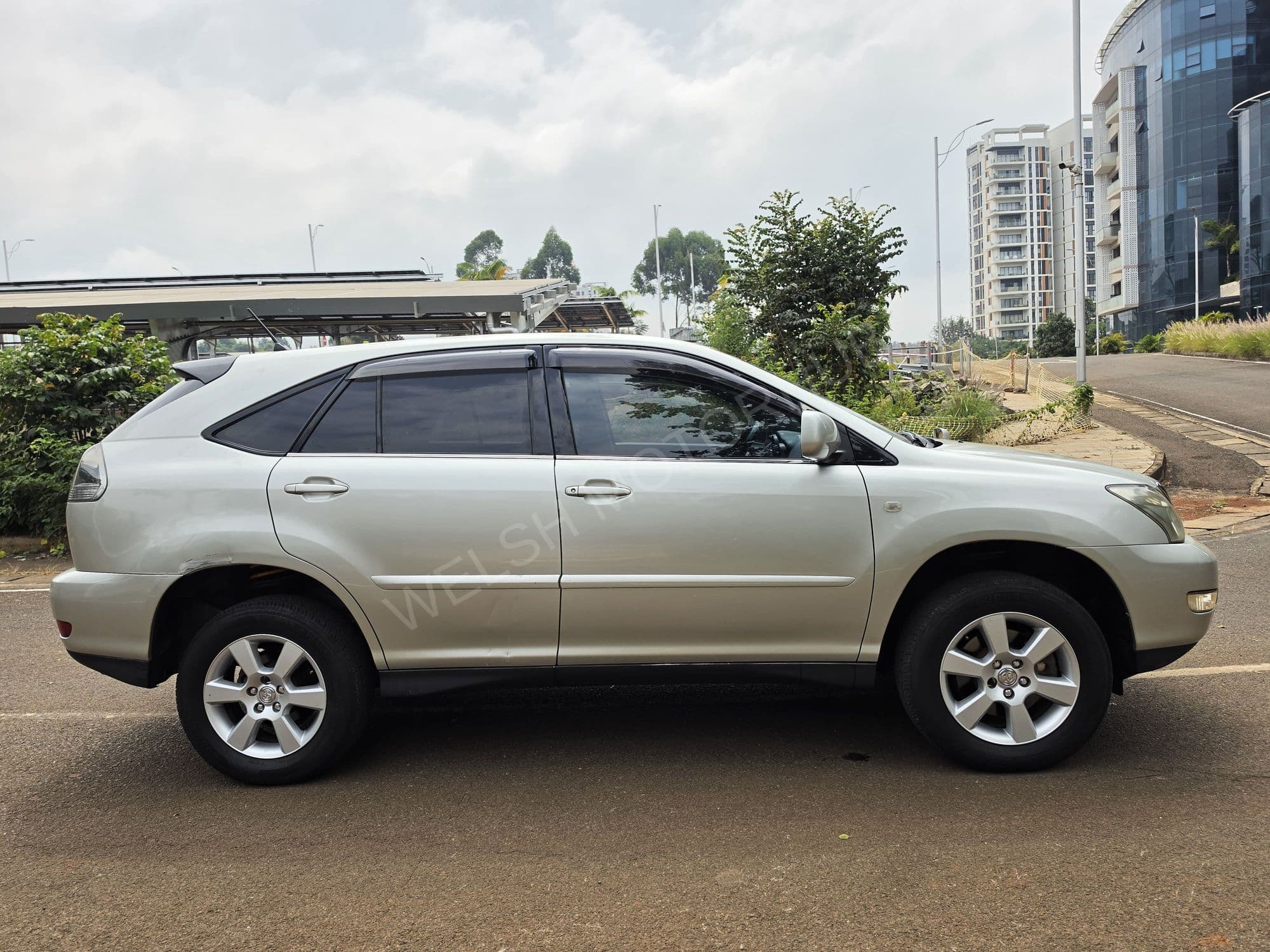 2005 Toyota Harrier 2.5L Petrol SUV, photo 5