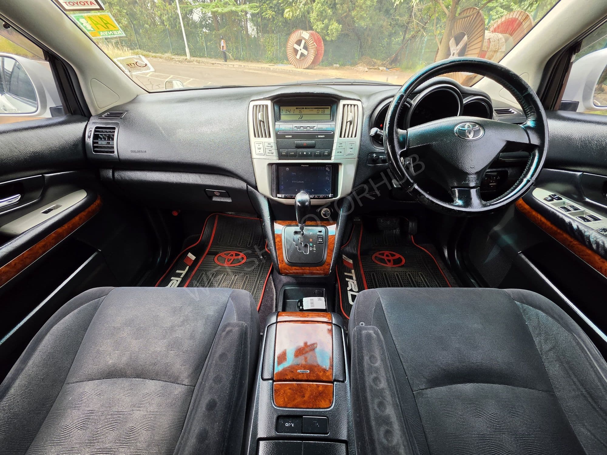 2005 Toyota Harrier 2.5L Petrol SUV, photo 14
