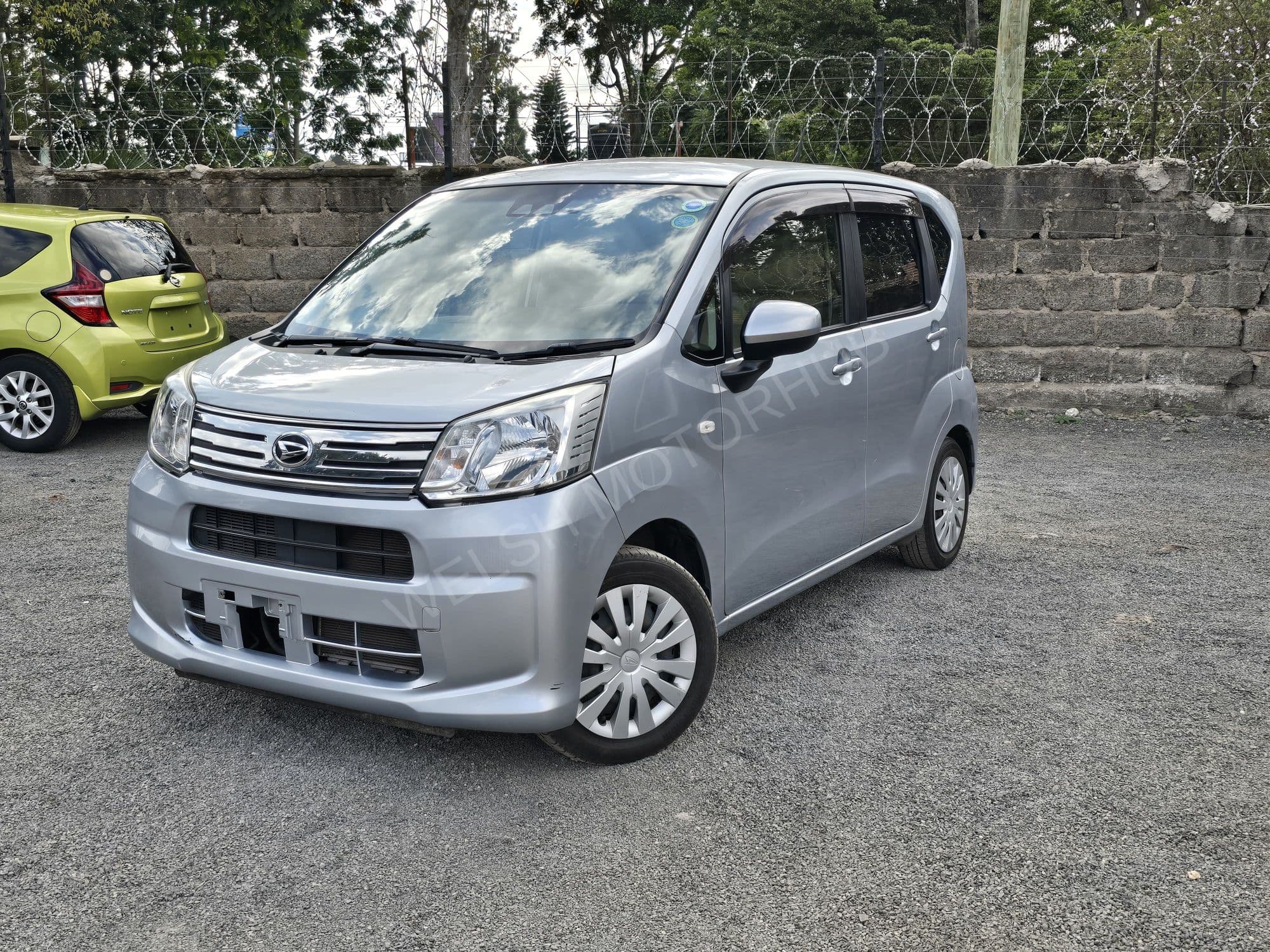 2019 Dihatsu Move Petrol MPV, photo 2